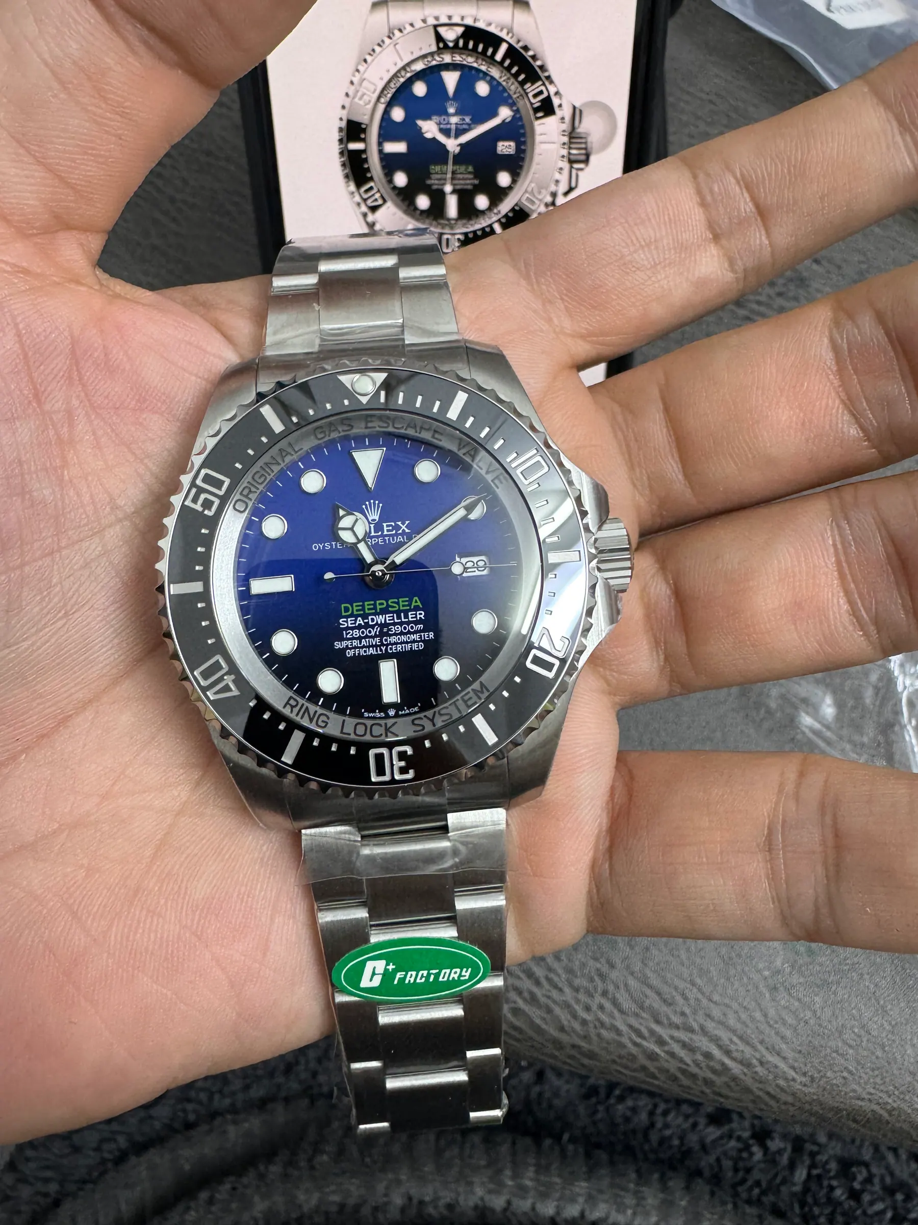 C+｜3235 机芯｜44mm｜劳力士深海型｜136660