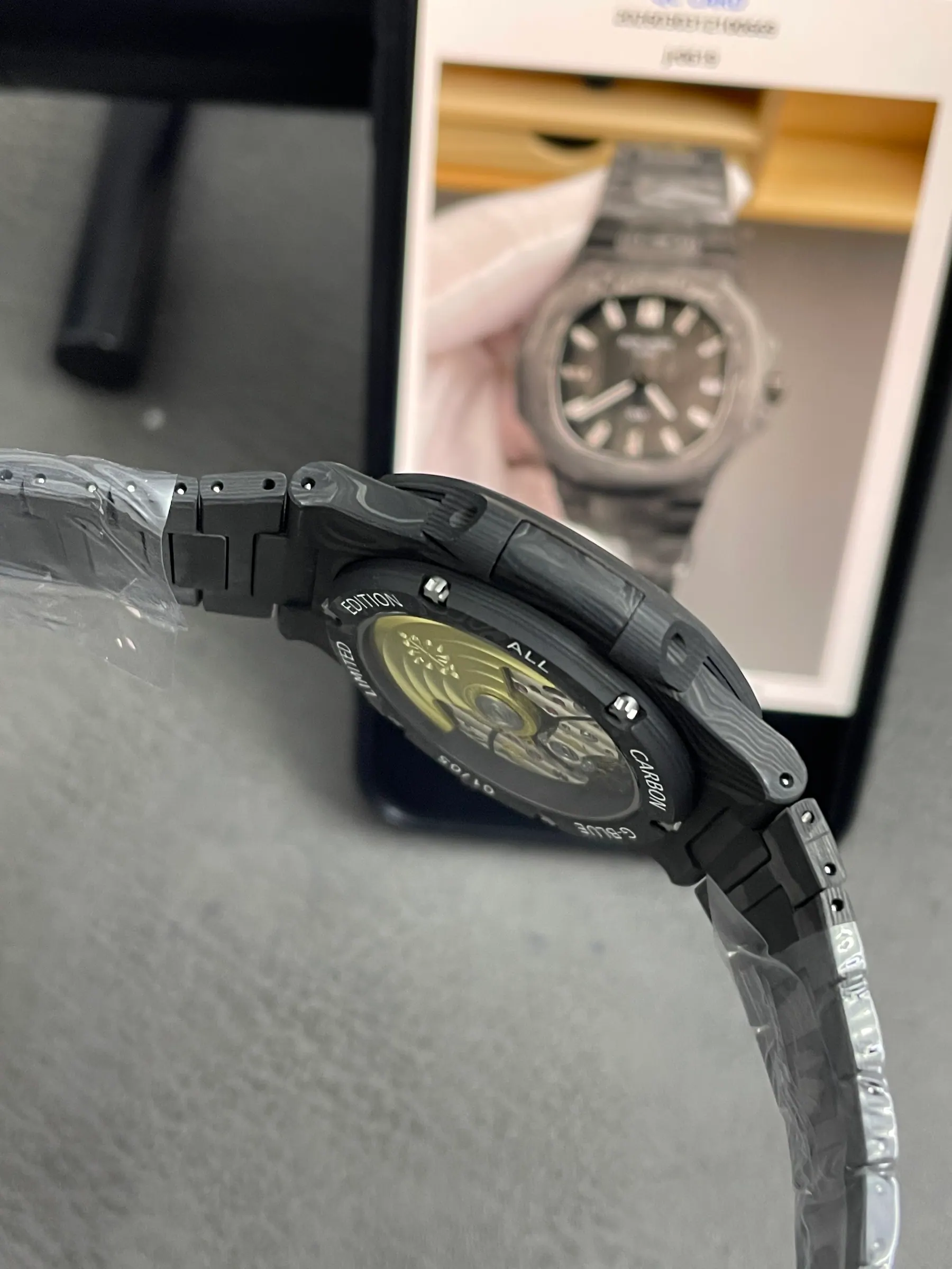 DIW | Cal.324 机芯｜40mm l 百达翡丽 Nautilus 5711 碳纤维