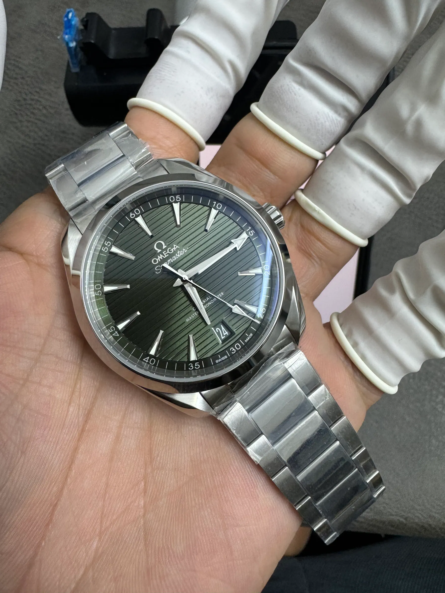 VS l 8900机芯 l 41mm l 海马 Aqua Terra 150M 220.10.41.21.10.001
