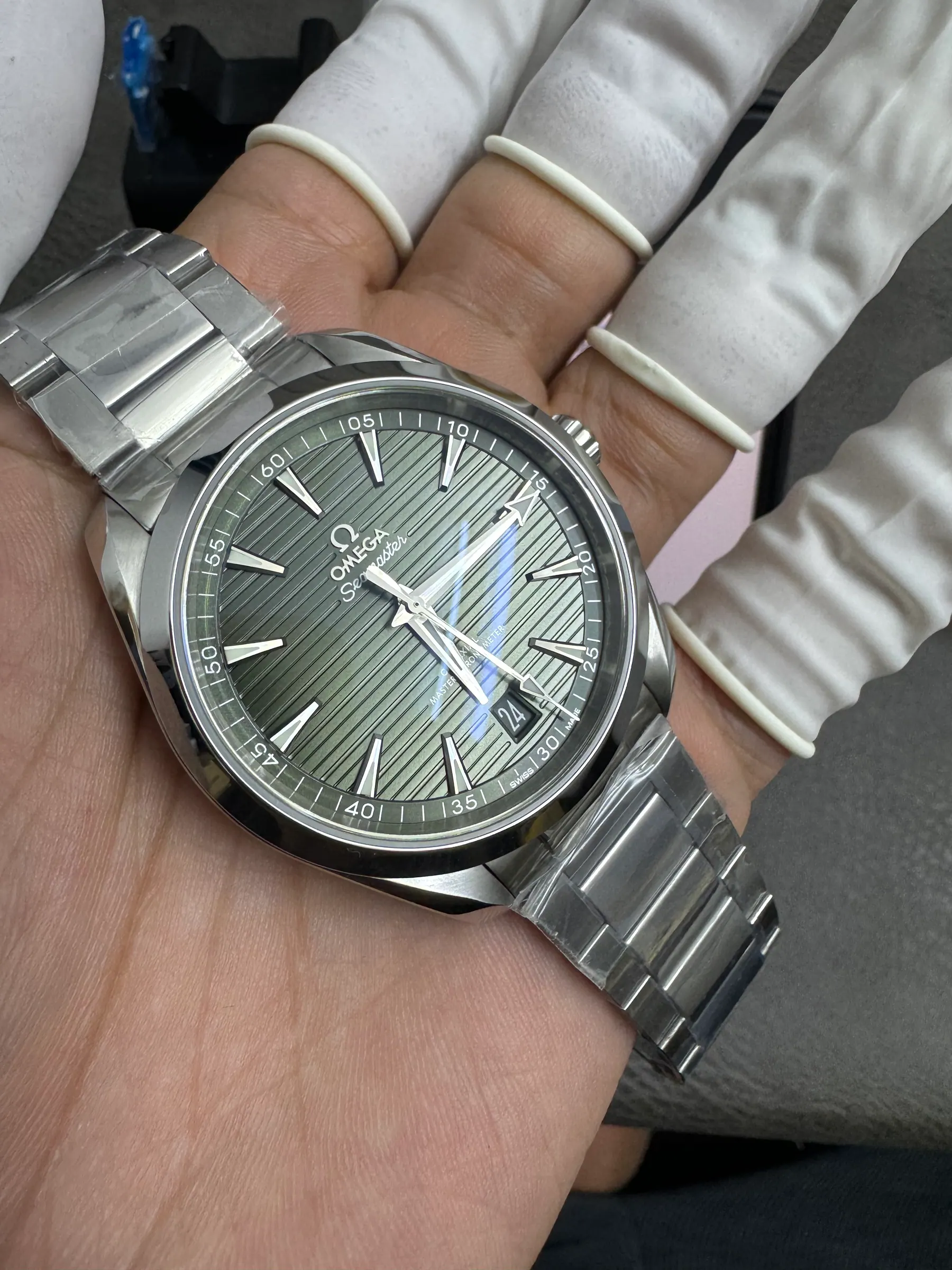 VS l 8900机芯 l 41mm l 海马 Aqua Terra 150M 220.10.41.21.10.001