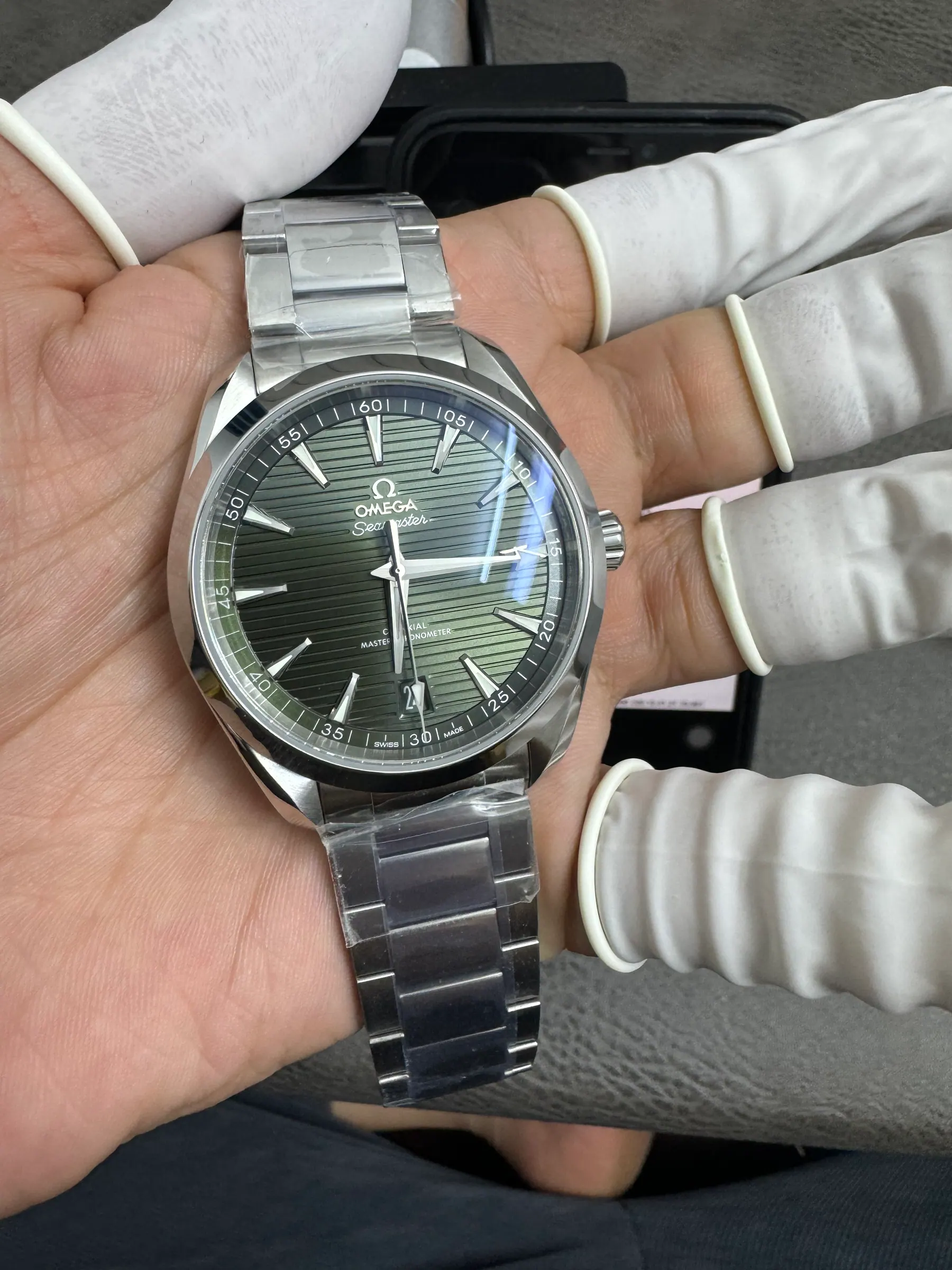 VS l 8900机芯 l 41mm l 海马 Aqua Terra 150M 220.10.41.21.10.001