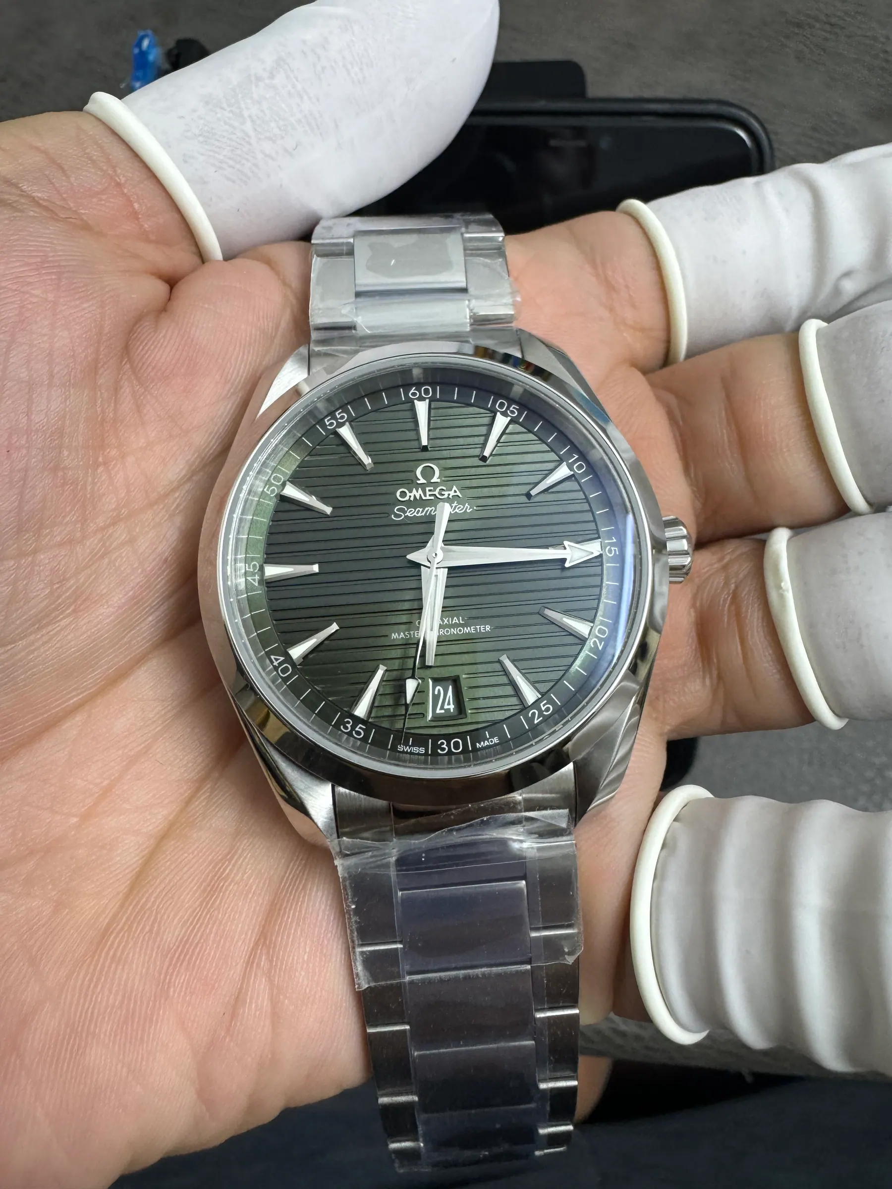VS l 8900机芯 l 41mm l 海马 Aqua Terra 150M 220.10.41.21.10.001