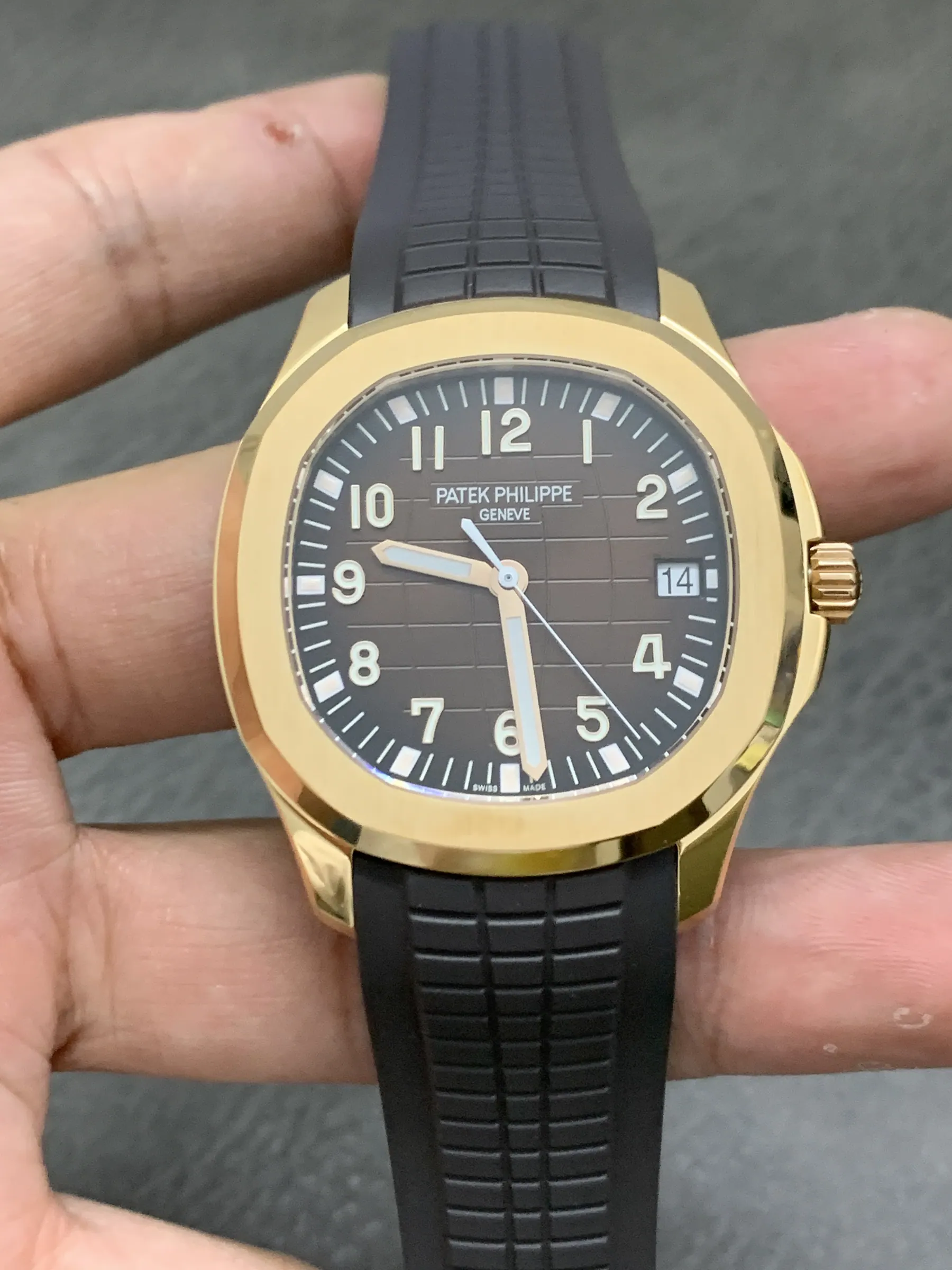 3K | 330机芯 l 40mm l 百达翡丽 Aquanaut 5167R