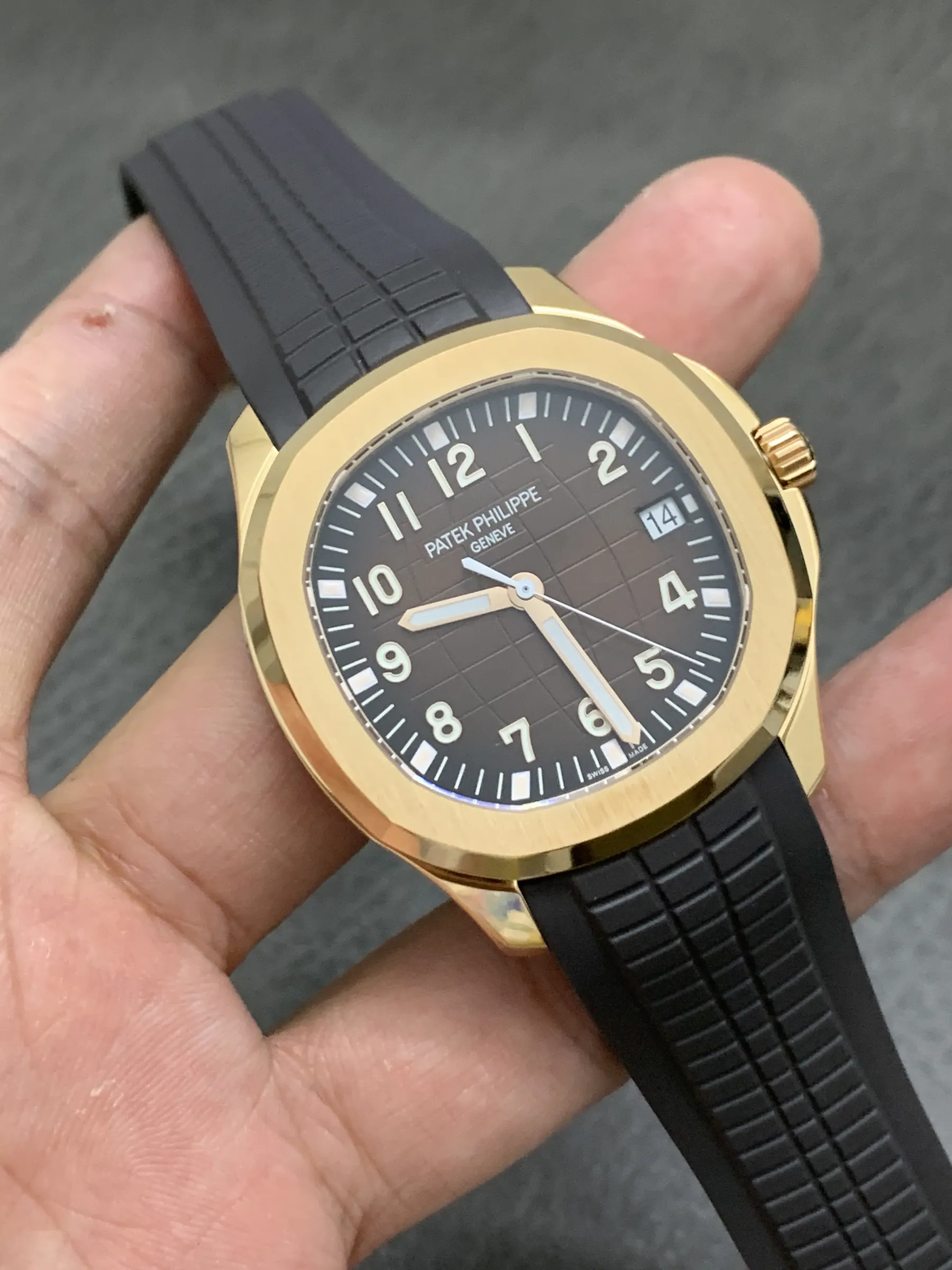 3K | 330机芯 l 40mm l 百达翡丽 Aquanaut 5167R