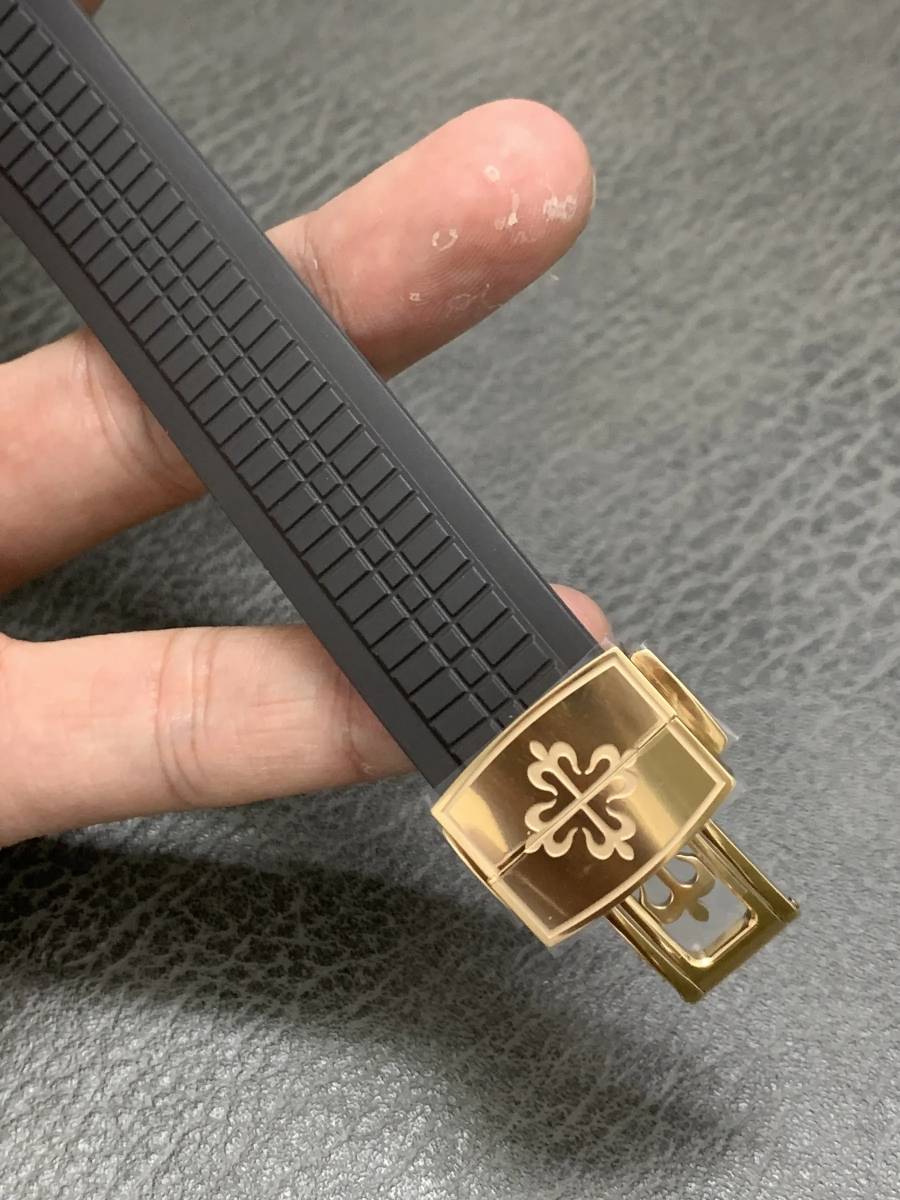 3K | 330机芯 l 40mm l 百达翡丽 Aquanaut 5167R