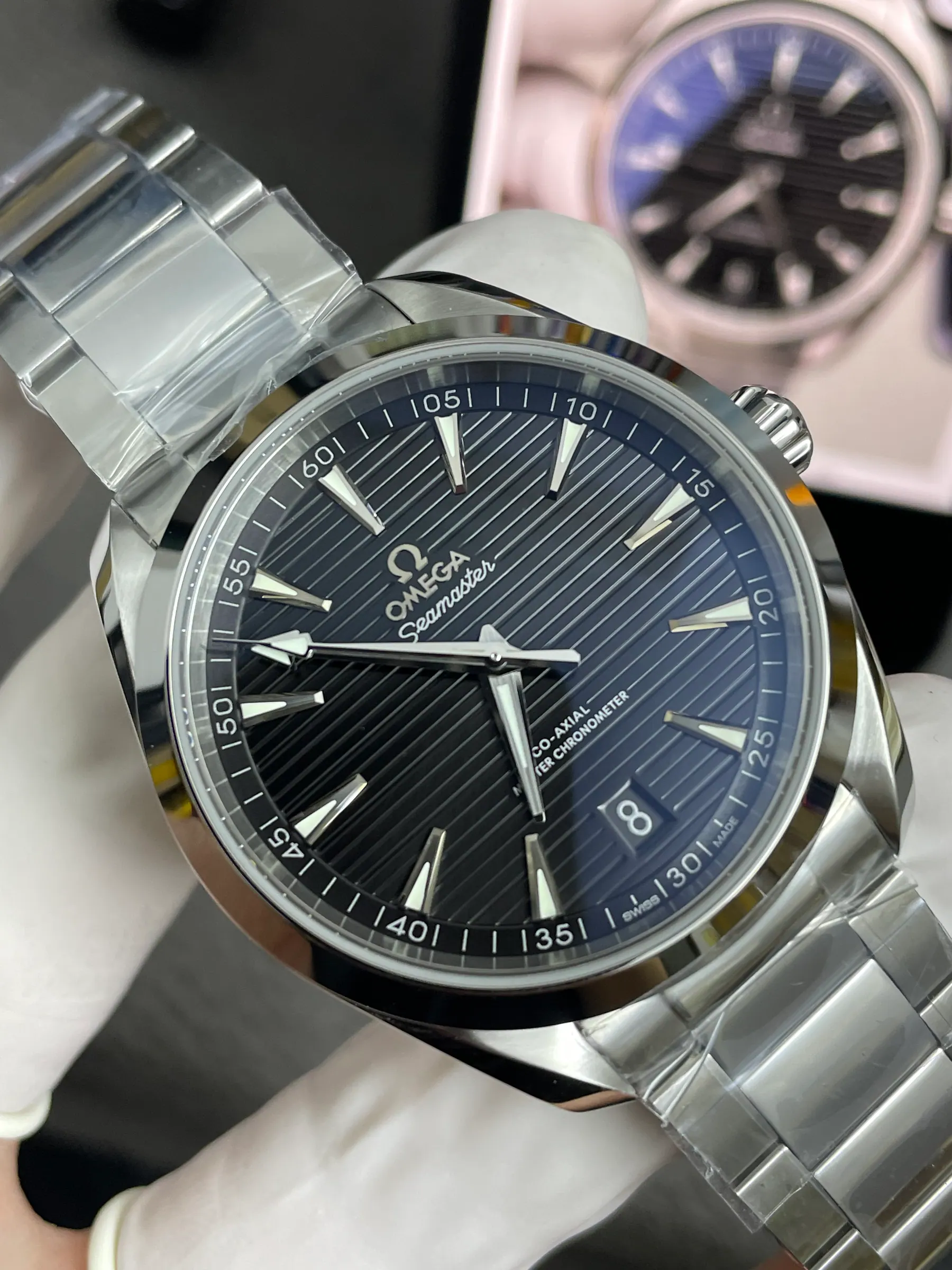 VS l 8900机芯 l 41mm l 海马系列 Aqua Terra 150M