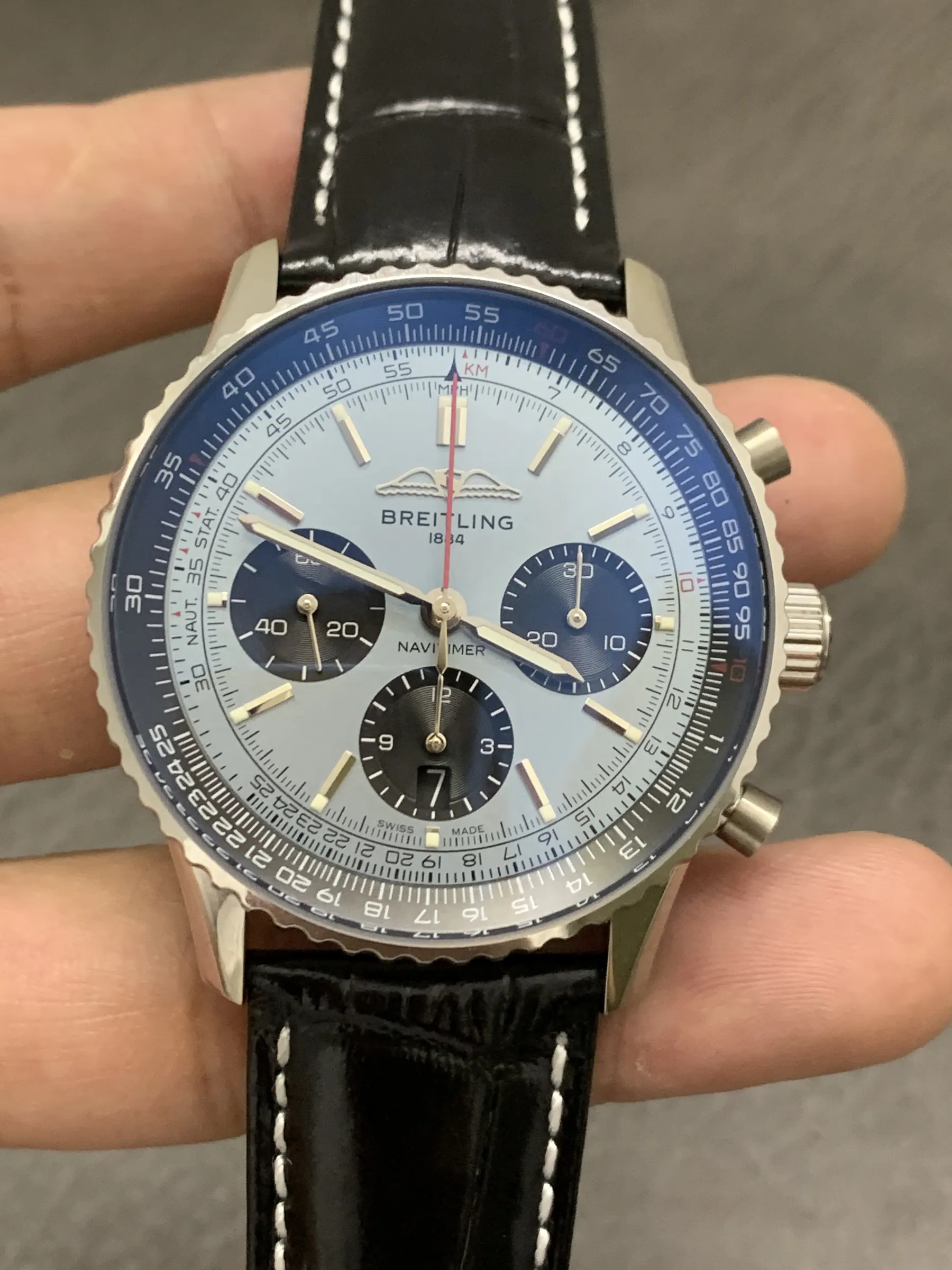 BLS l 43mm l 百年灵 Navitimer B01