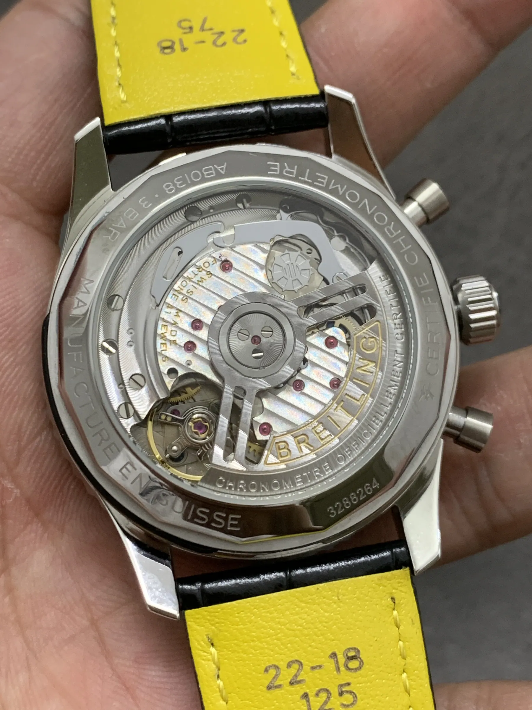 BLS l 43mm l 百年灵 Navitimer B01