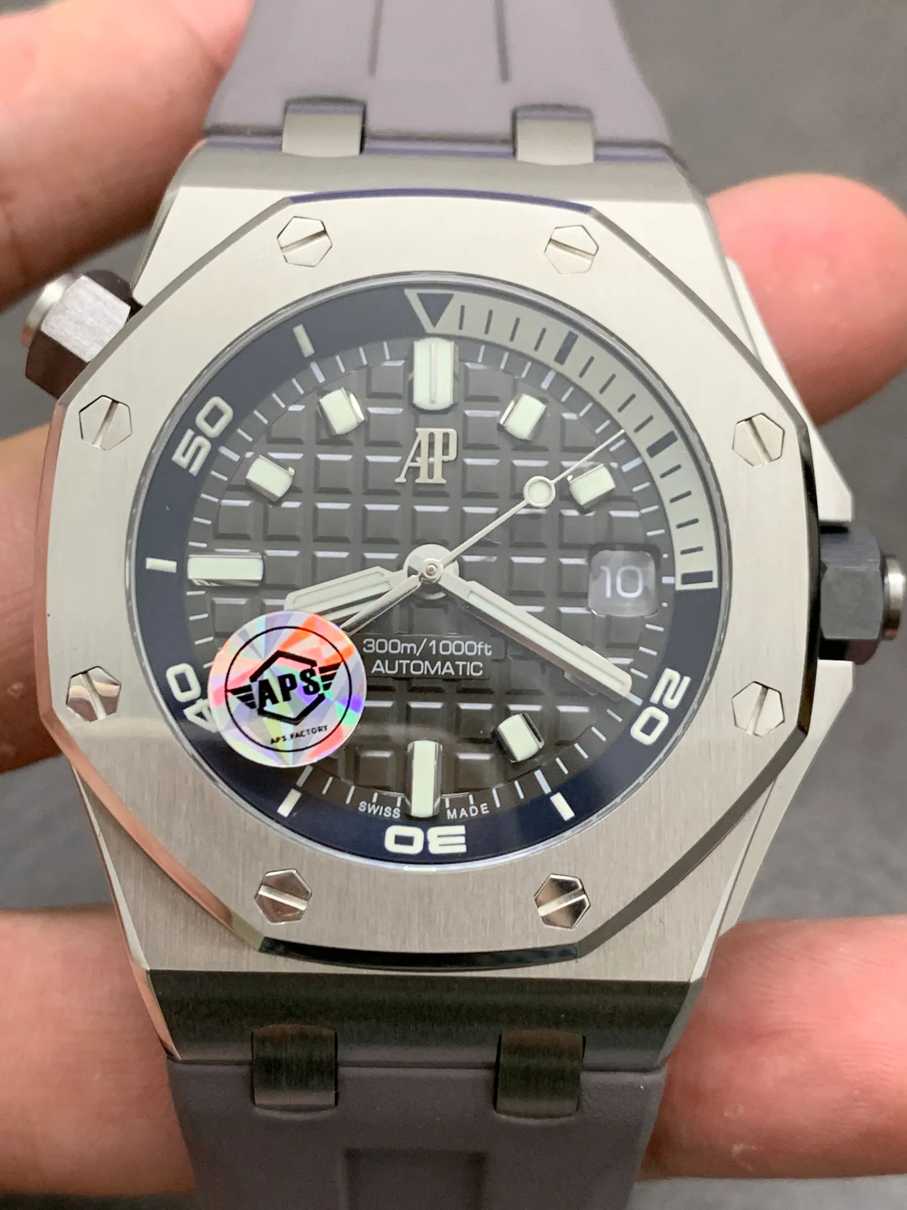 APS l 4302 l 42mm l 爱彼 15720