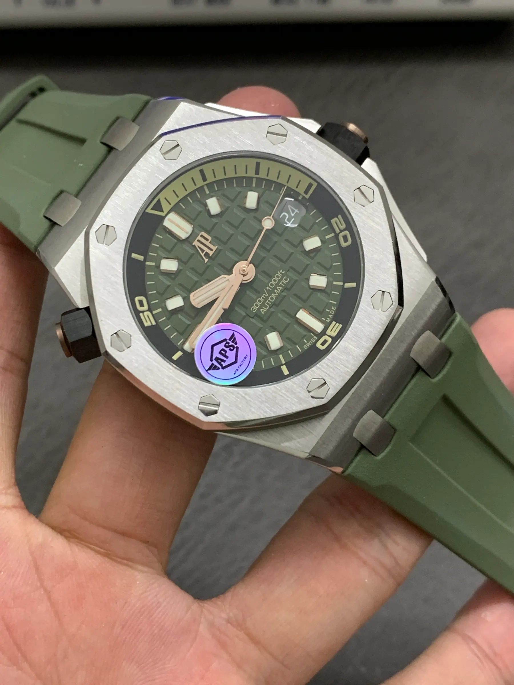 APS l 4302 l 42mm l 爱彼 15720