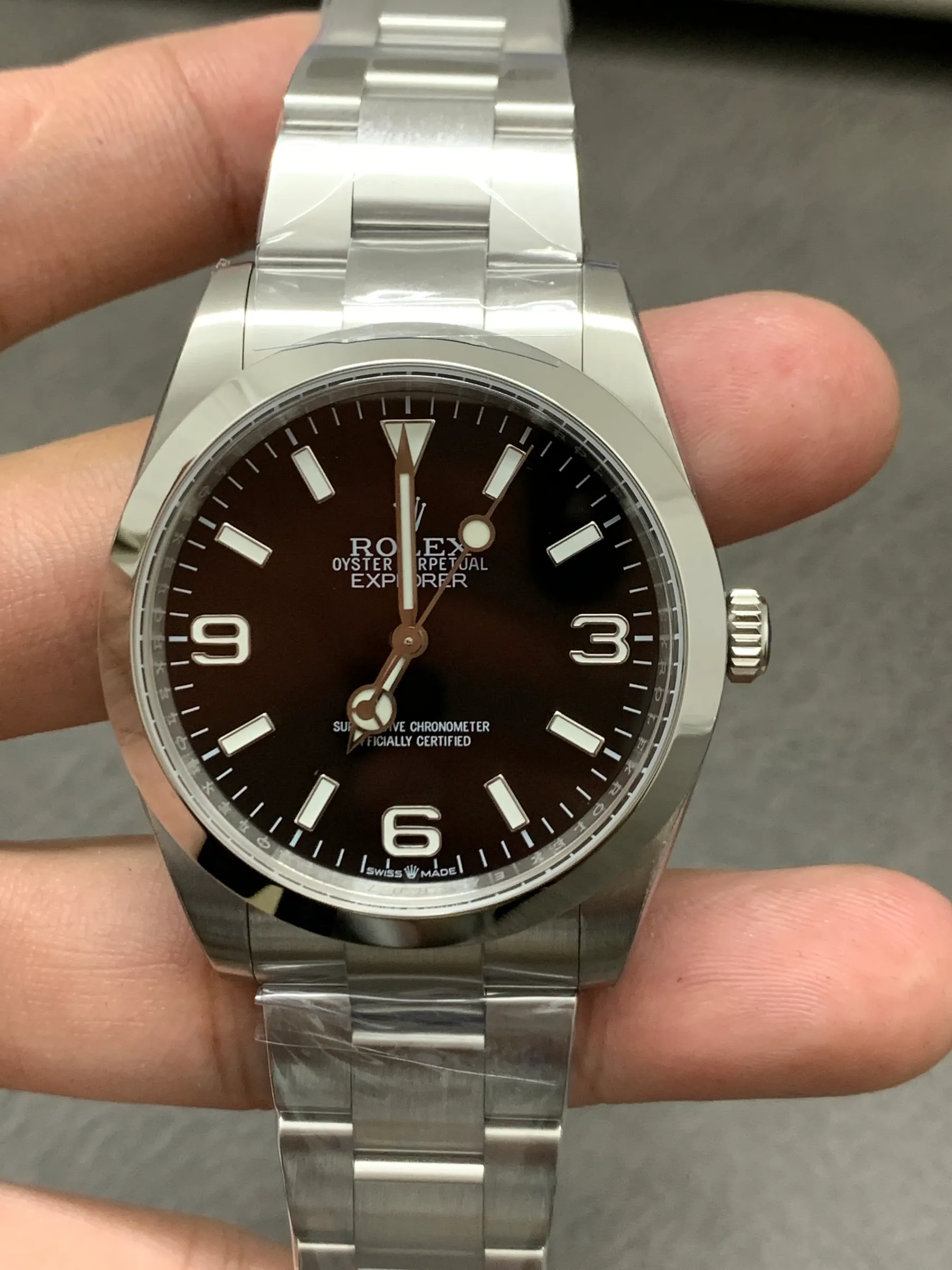 VS l 3230 l 40mm l 劳力士 Explorer 40mm m224270-0001