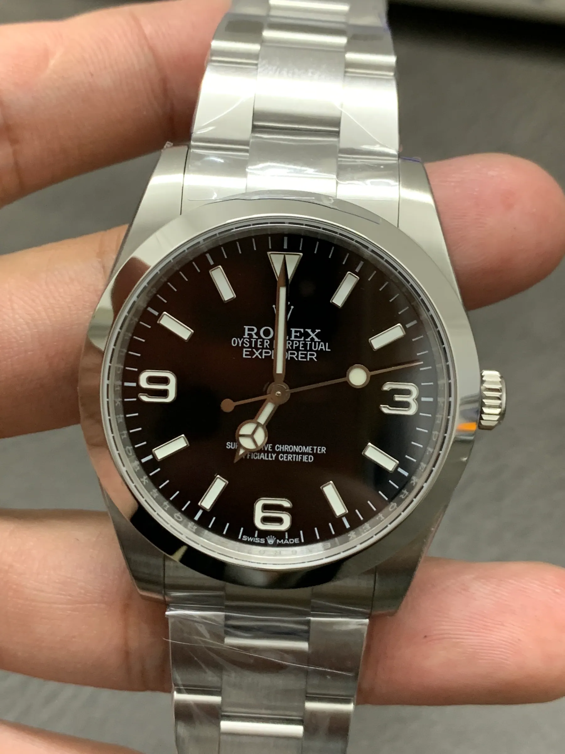 VS l 3230 l 40mm l 劳力士 Explorer 40mm m224270-0001