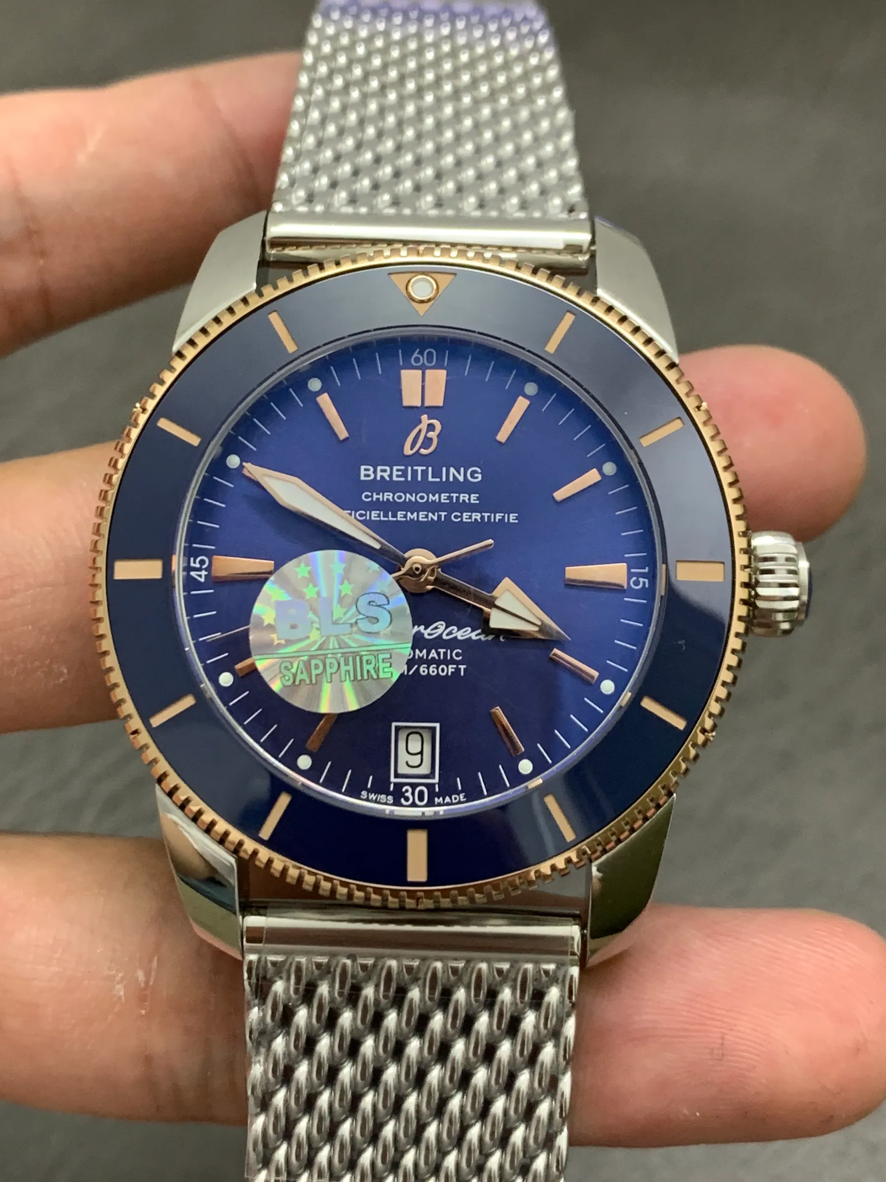 BLS l 2824 cal B20 l 42 mm l 百年灵超级海洋文化 B31