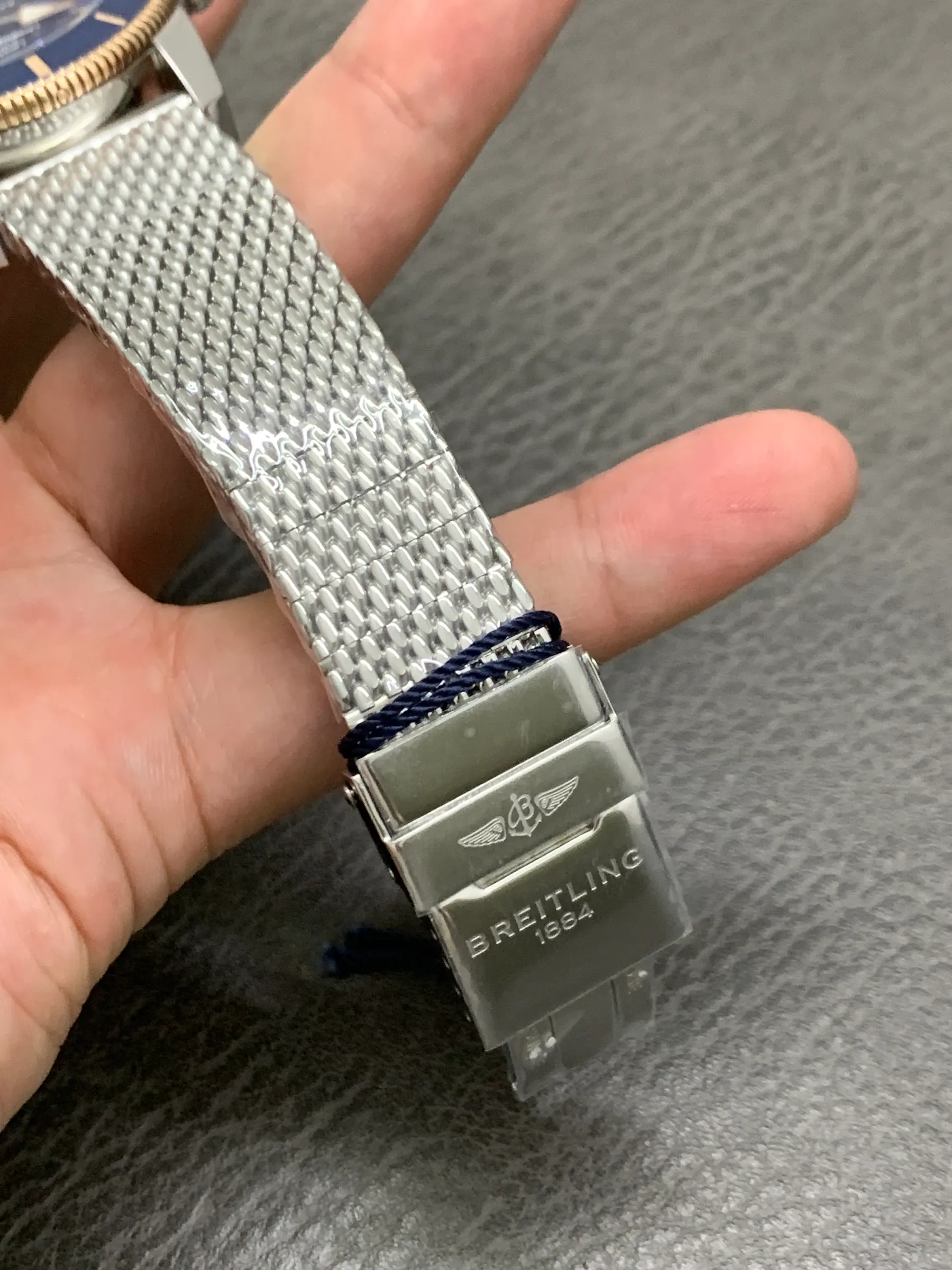 BLS l 2824 cal B20 l 42 mm l 百年灵超级海洋文化 B31