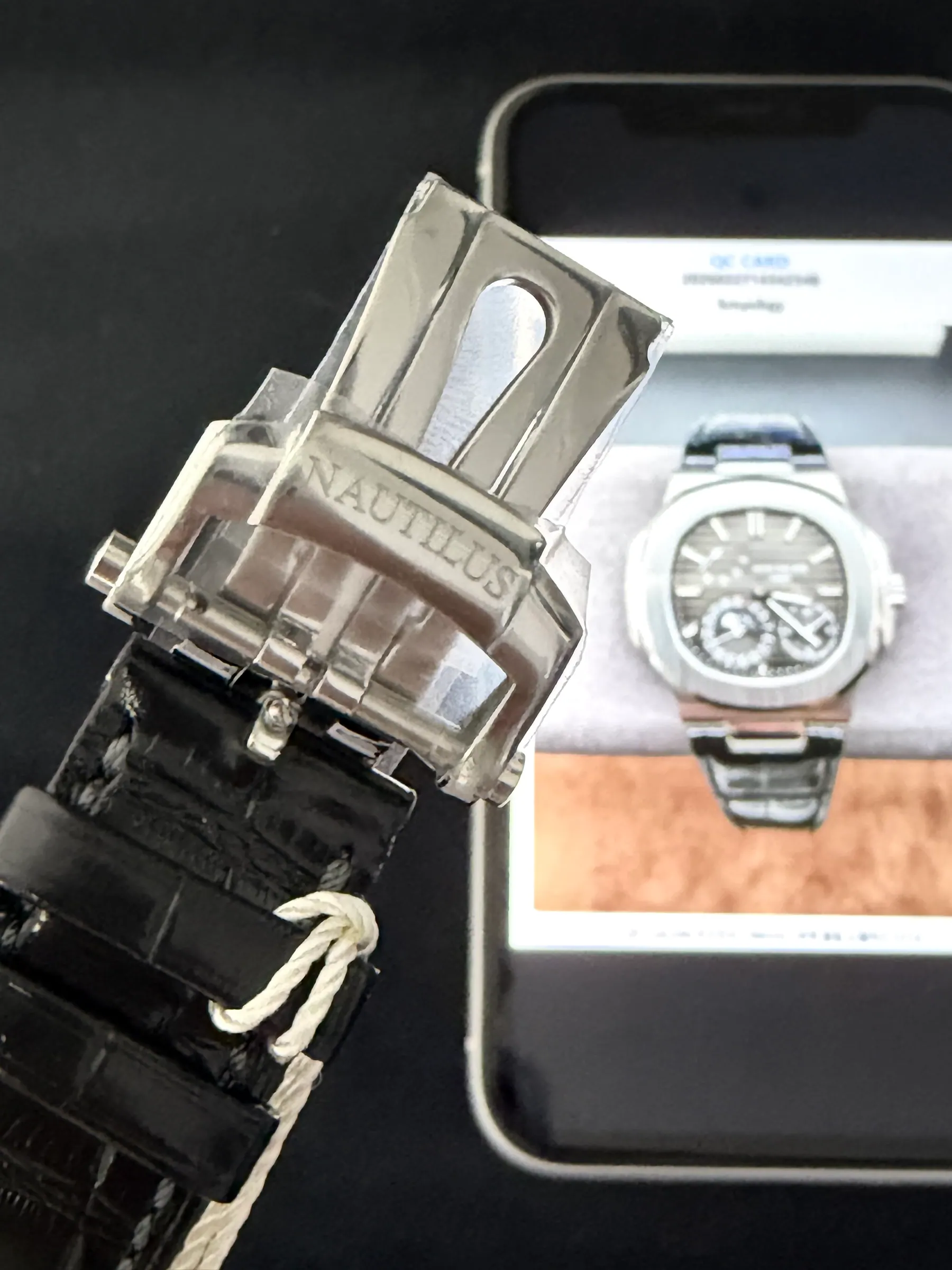 ZF l cal:240 机芯 l 40mm l 百达翡丽 Nautilus 5712