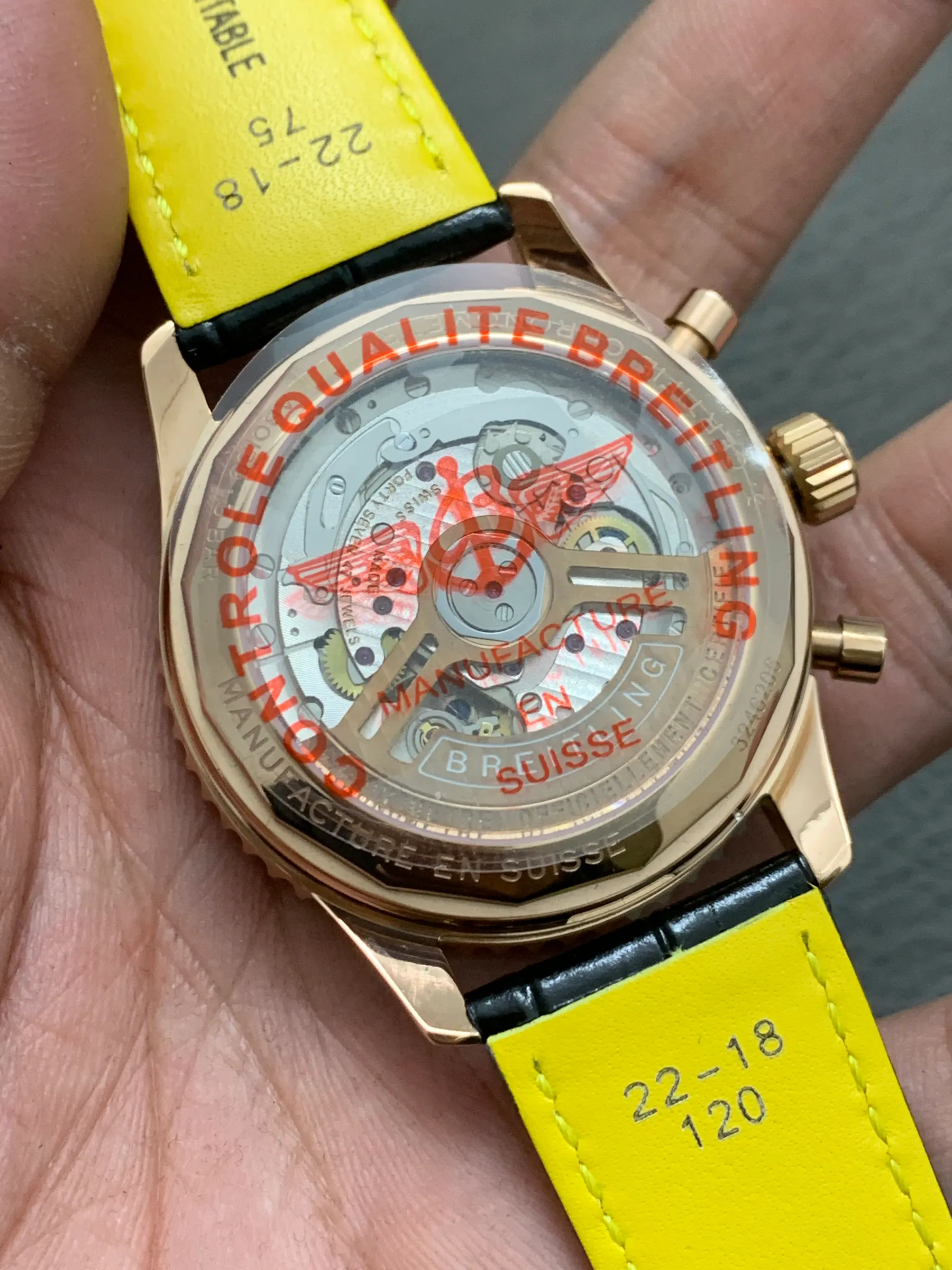 BLS l 43mm l 百年灵 Navitimer B01