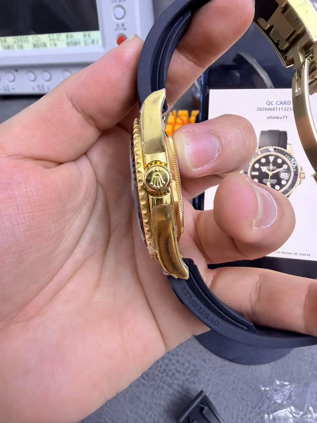 CLEAN l 3235 机芯 l 42mm l Yacht-Master 42 226658