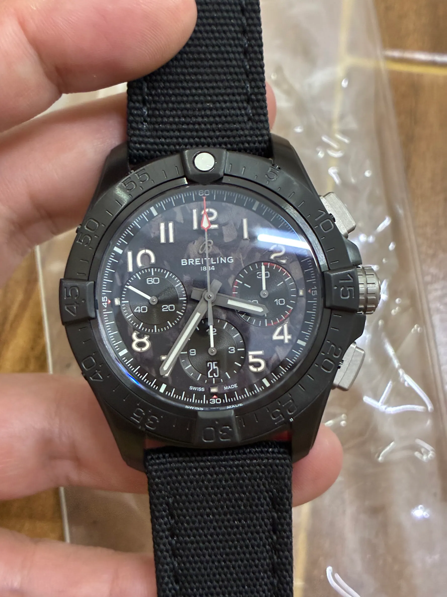BLS l 7750 l 44mm l 百年灵 Avenger B01 计时码表 V2