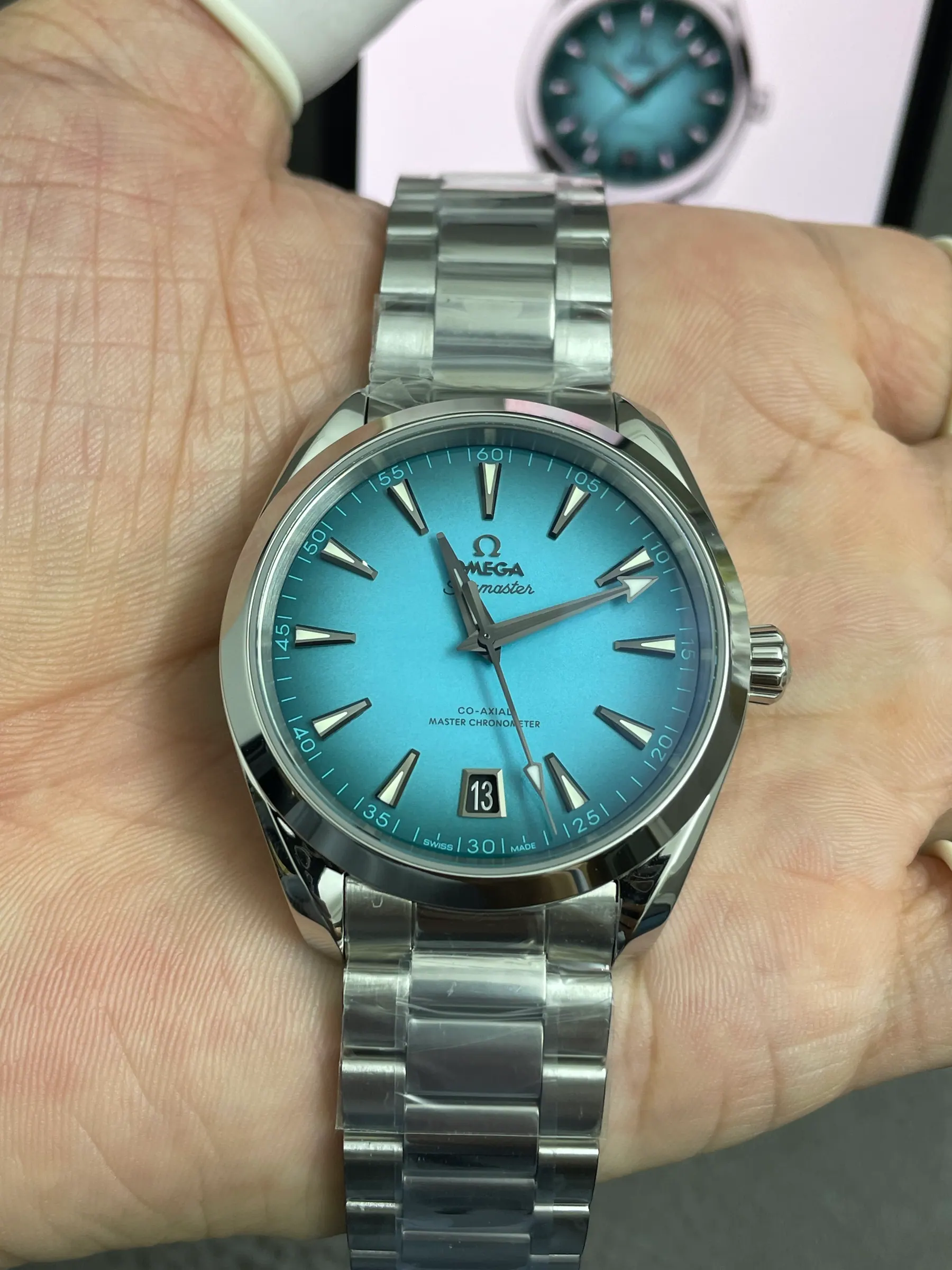 VS l 8900机芯 l 41mm l 海马Aqua Terra 150M 220.10.41.21.03.006