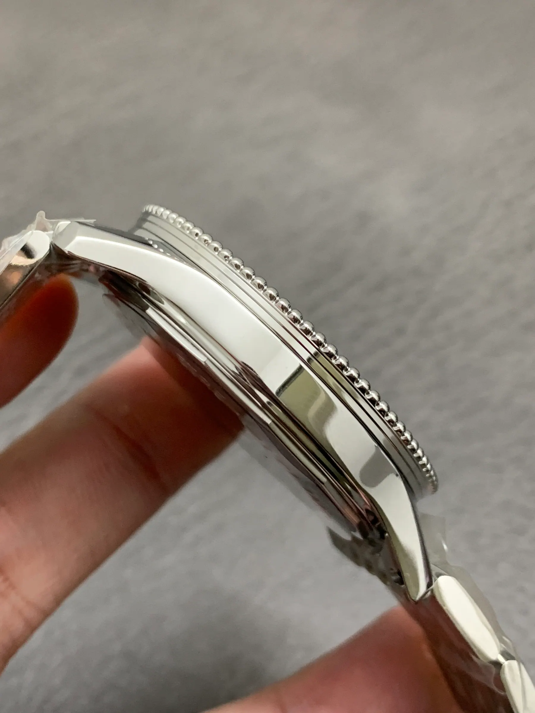 OEM | 17机芯 | 百年灵 Navitimer 自动机械 41｜A17326361L1P1