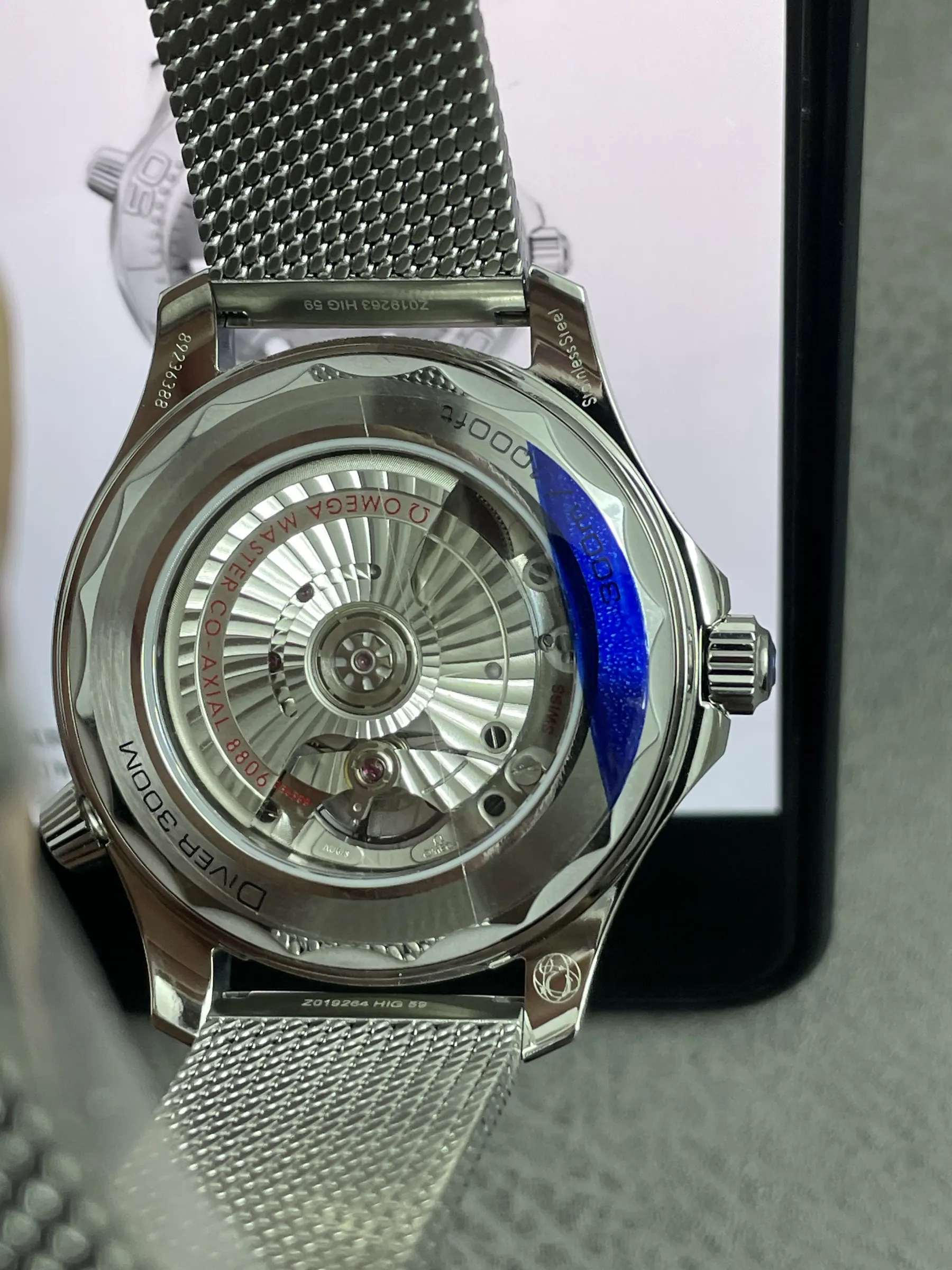 VS | 8800 机芯｜42mm | 欧米茄海马潜水300米 210.30.42.20.06.002 钛金属表链