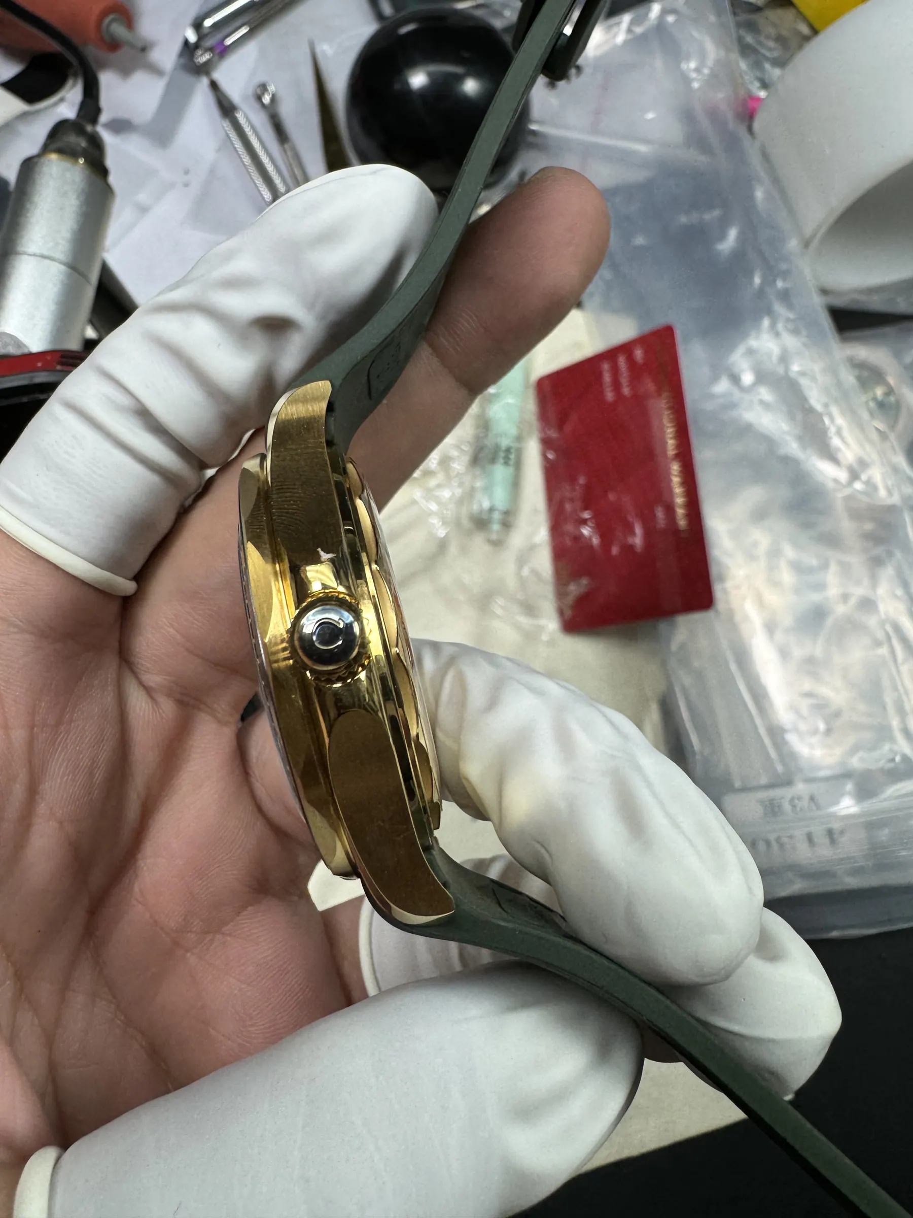 VS | 8800 机芯｜42mm l 欧米茄海马潜水300M 210.62.42.20.10.001