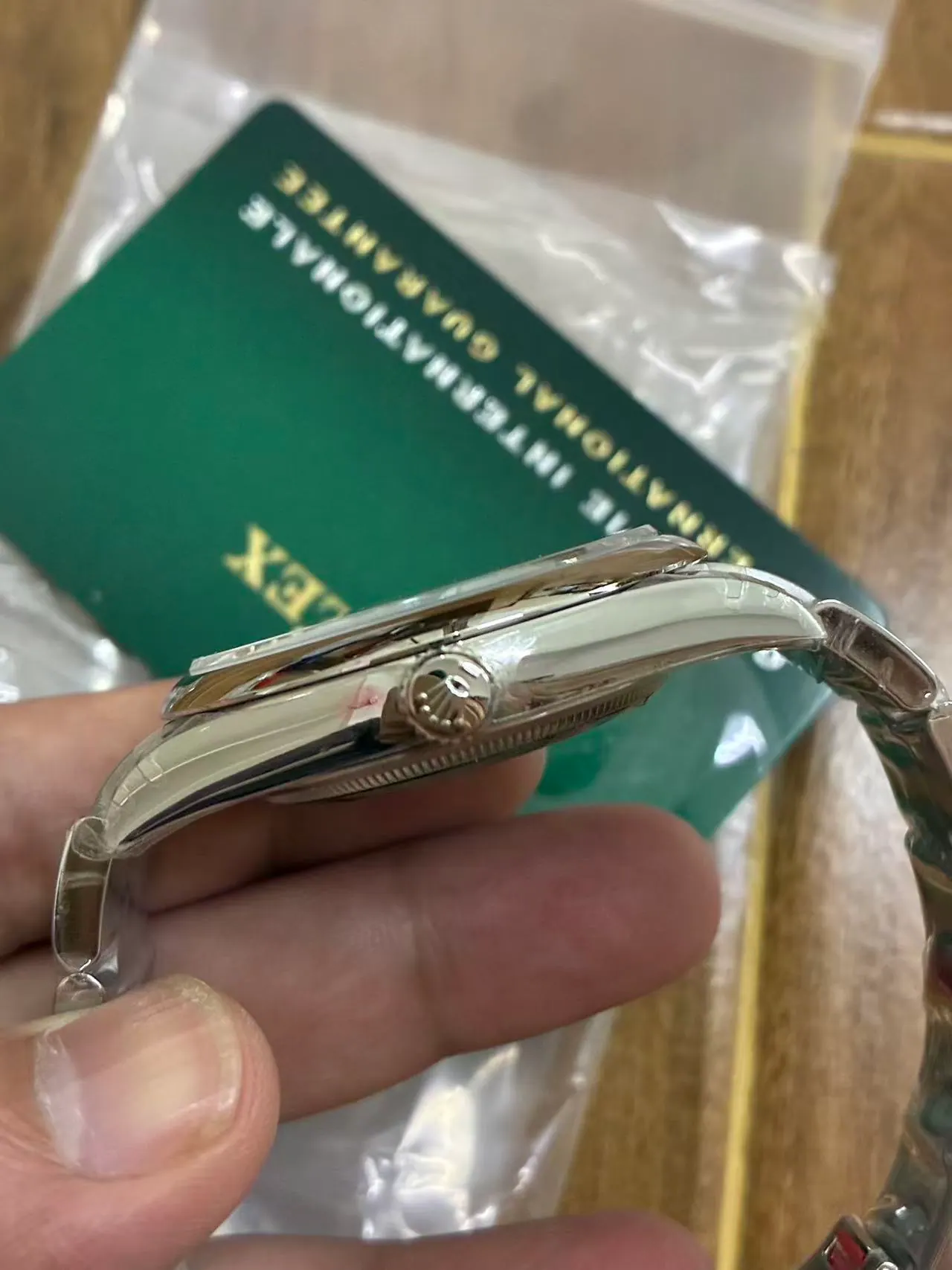 VS | 3230 机芯｜41mm l 劳力士 Oyster Perpetual 124300