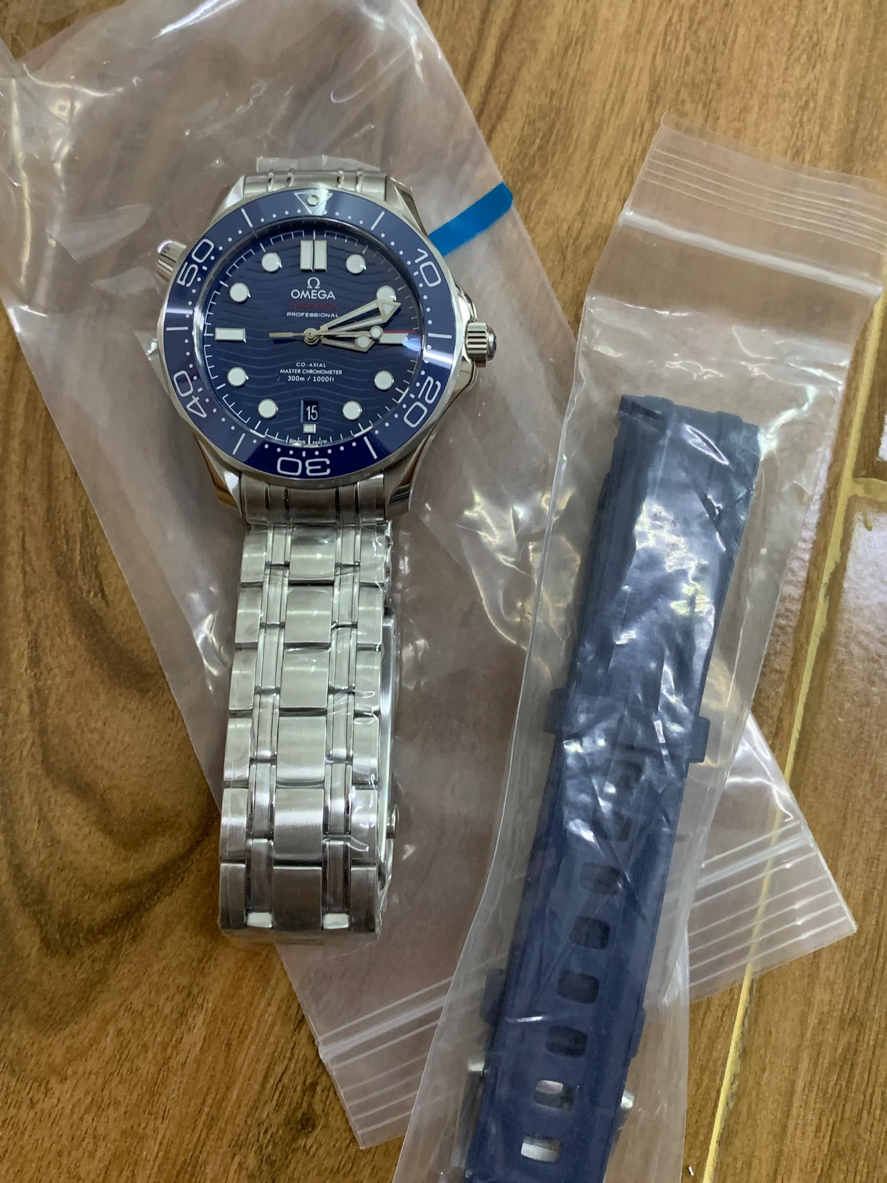 OR | 8800ムーブメント｜42mm l オメガ シーマスター ダイバー 300M