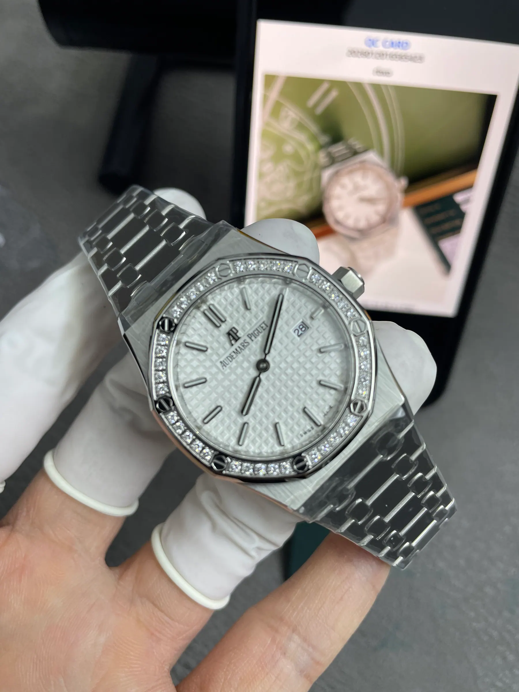 OEM | 石英 F04111 机芯 | 33mm | 爱彼 Royal Oak 67651