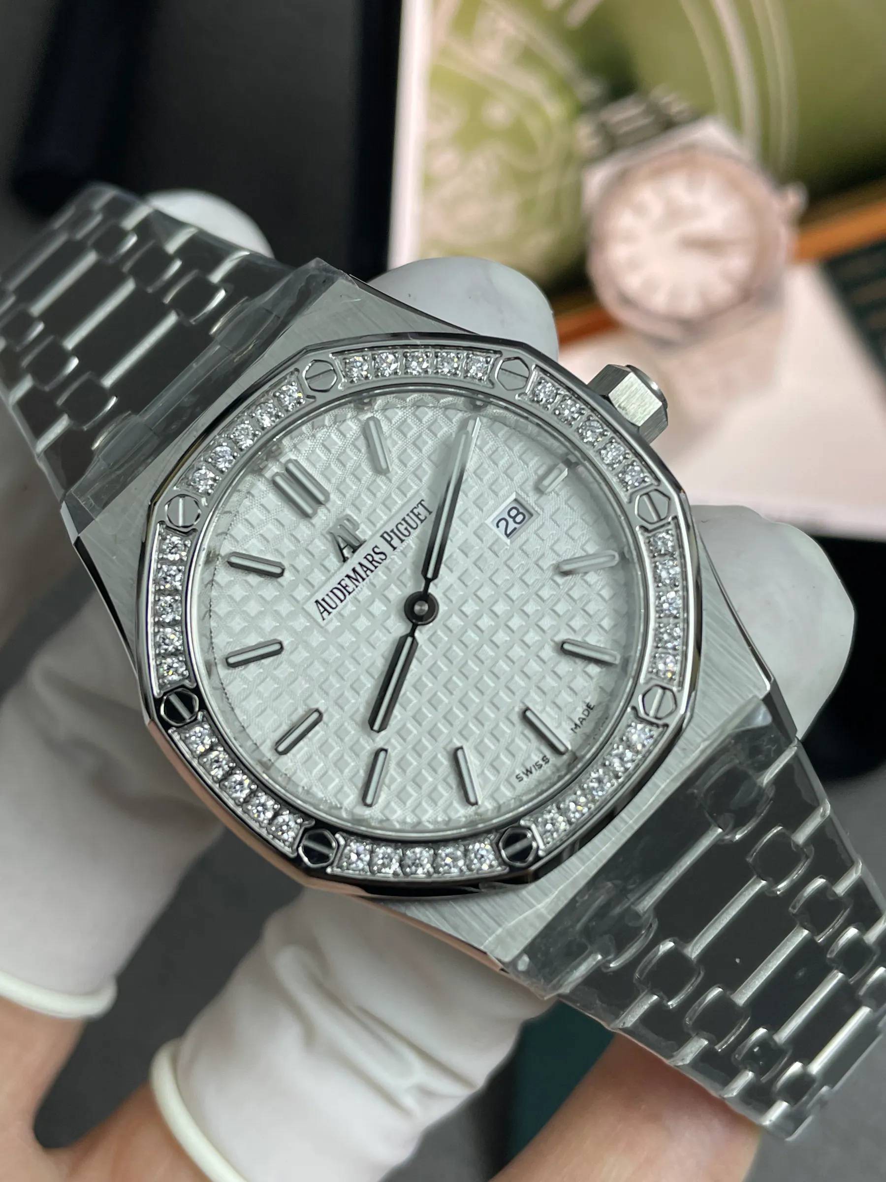 OEM | 石英 F04111 机芯 | 33mm | 爱彼 Royal Oak 67651