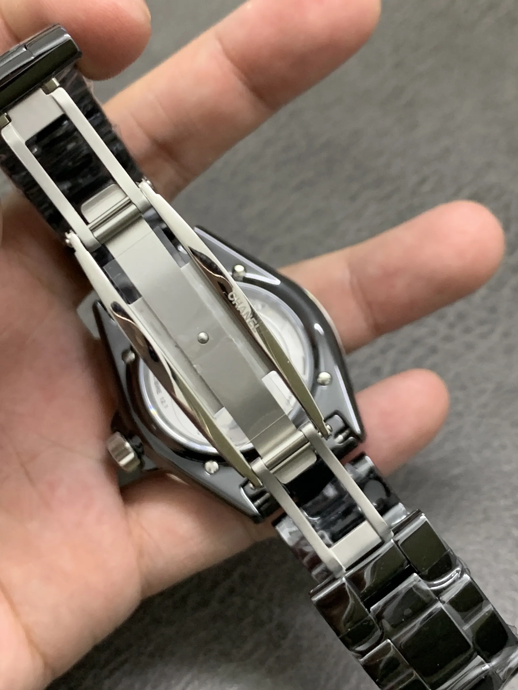 BV | Caliber 12.1 | 38mm | ƆC J12 Caliber H5702