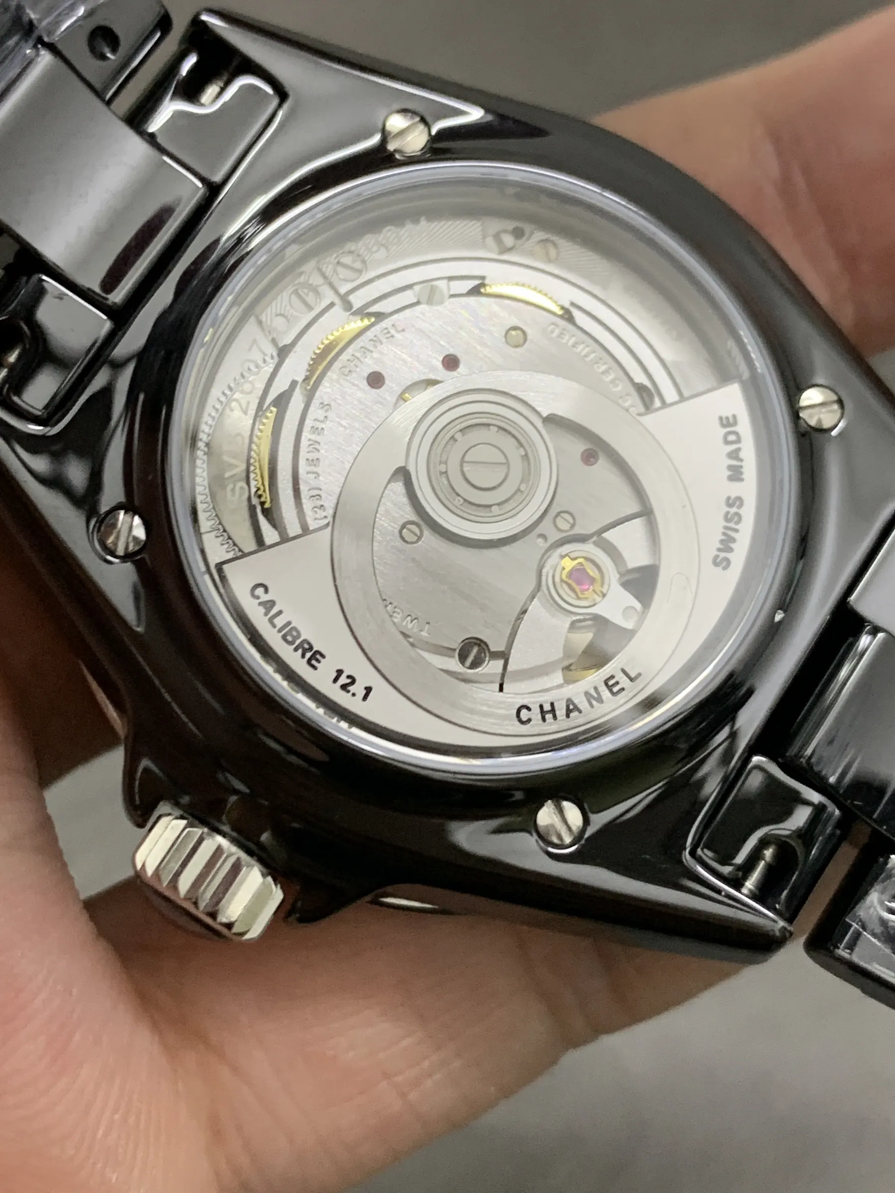 BV | Caliber 12.1 | 38mm | ƆC J12 Caliber H5702