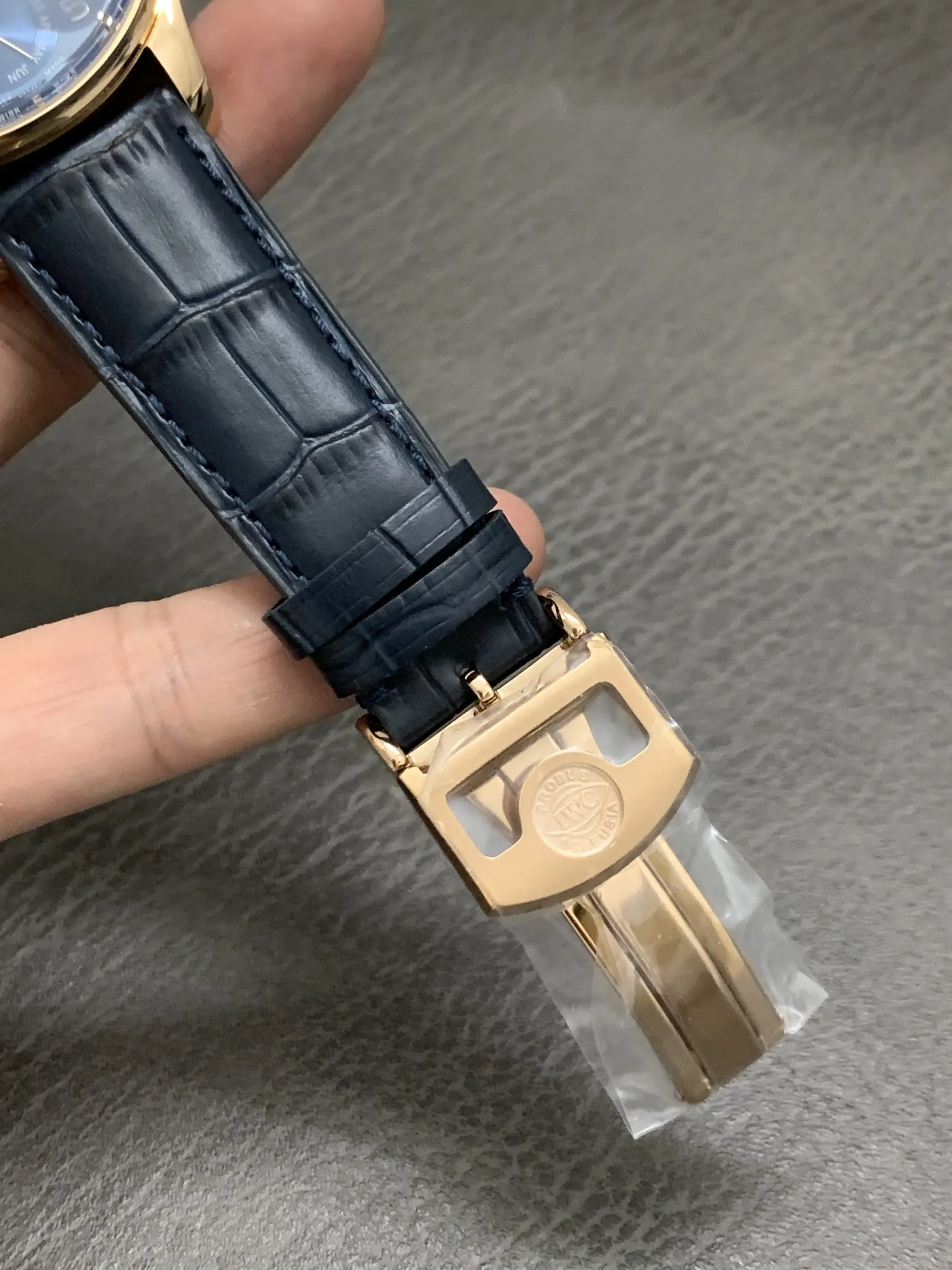 APS | 52610 机芯 | 44.2 mm | 葡萄牙系列万年历 IW503312