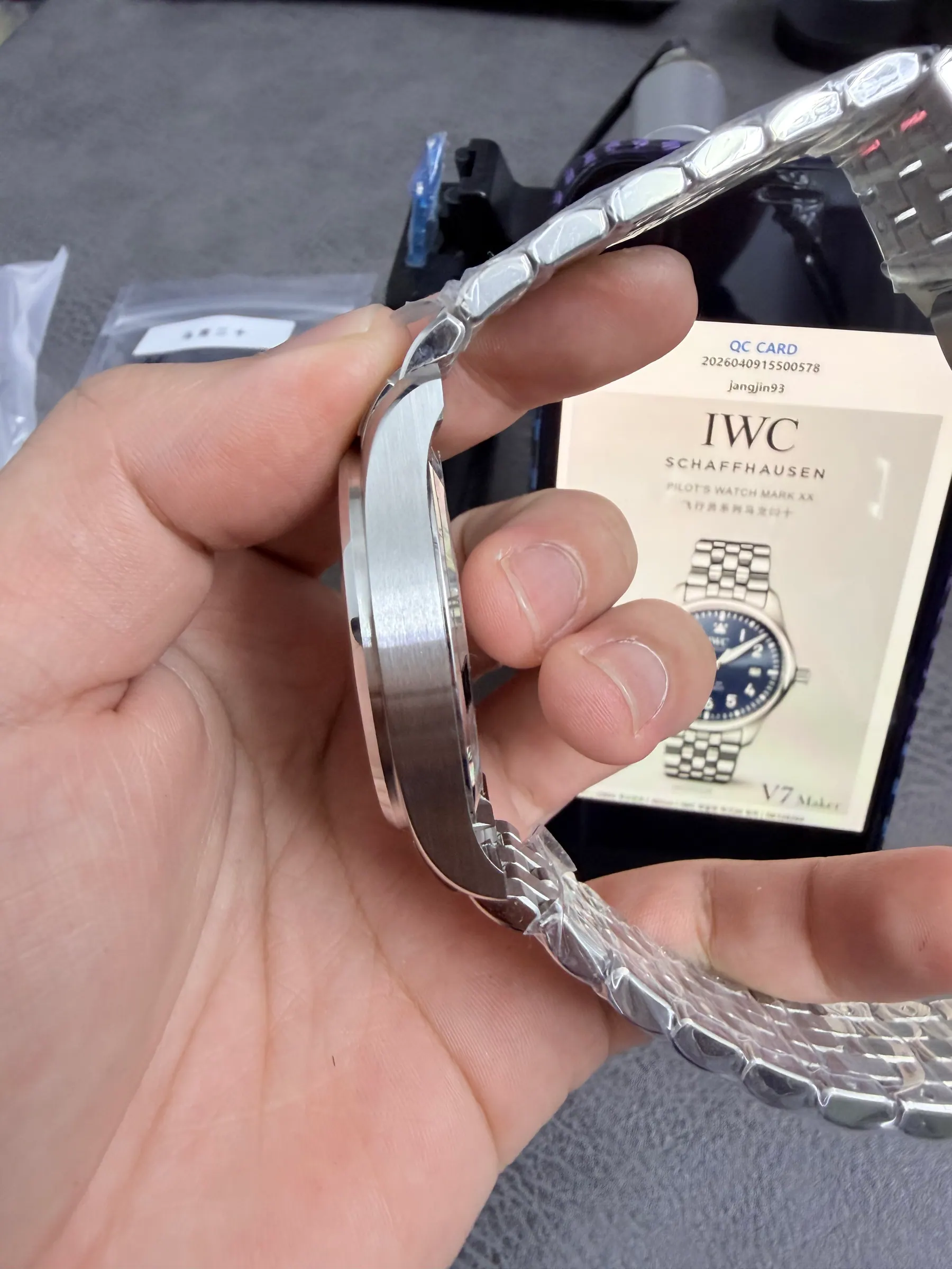 V7｜I2892 机芯 l 40mm l IWC 飞行员马克20 手表｜IW328204