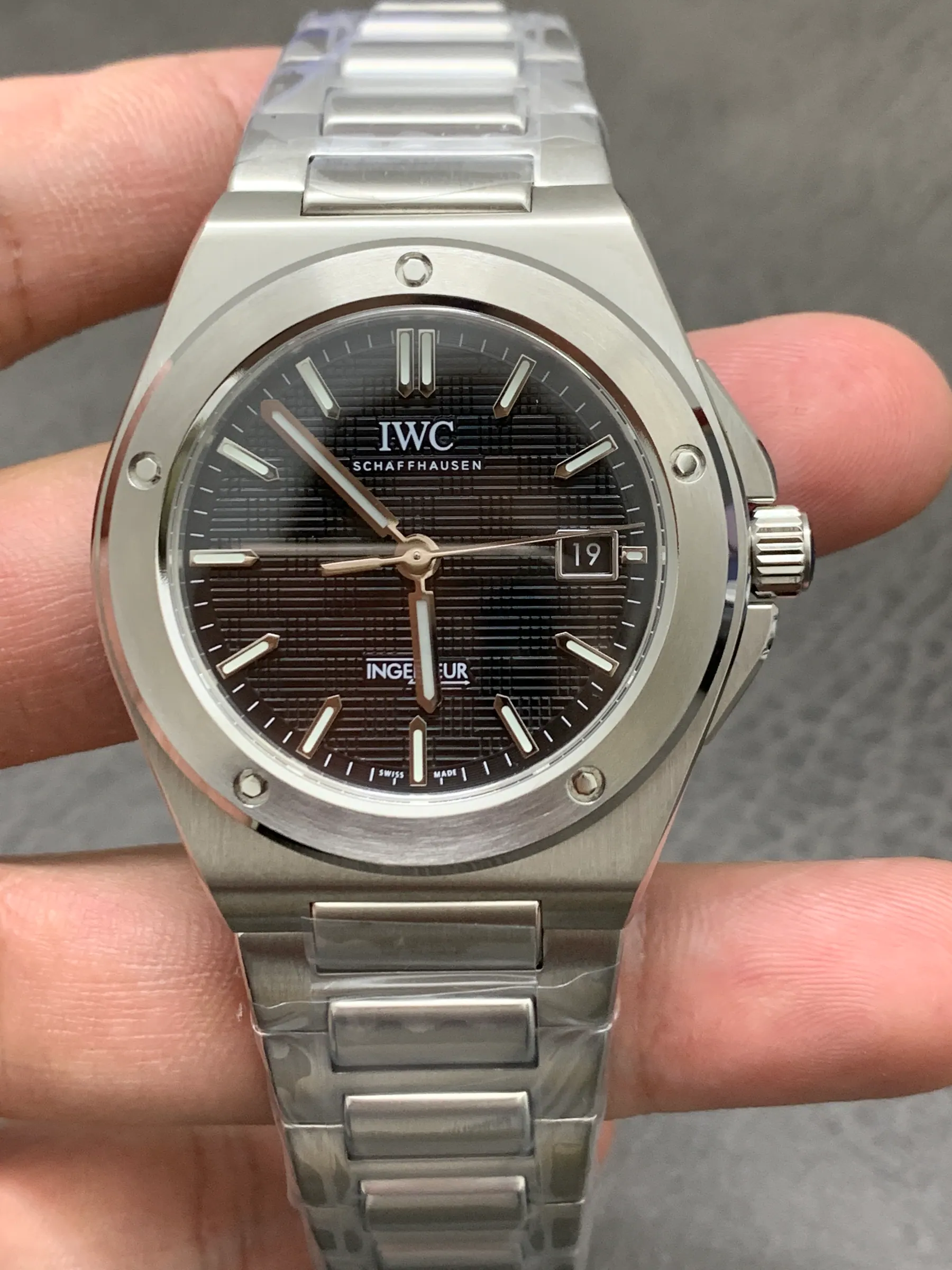V7 | IWC Ingenieur 自动机械表｜40mm｜IW328901｜2892 / SW300 机芯