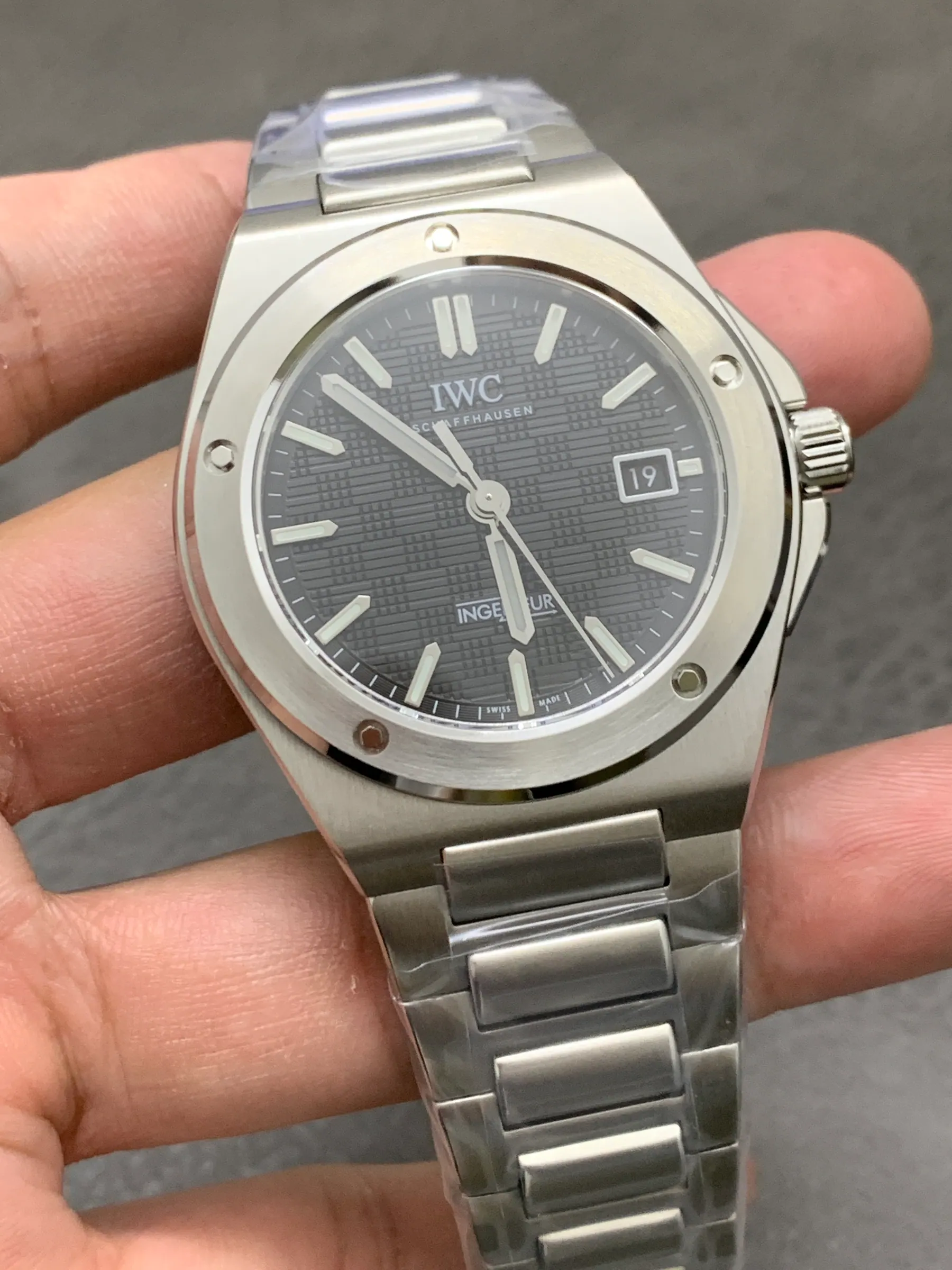 V7 | IWC Ingenieur 自动机械表｜40mm｜IW328901｜2892 / SW300 机芯