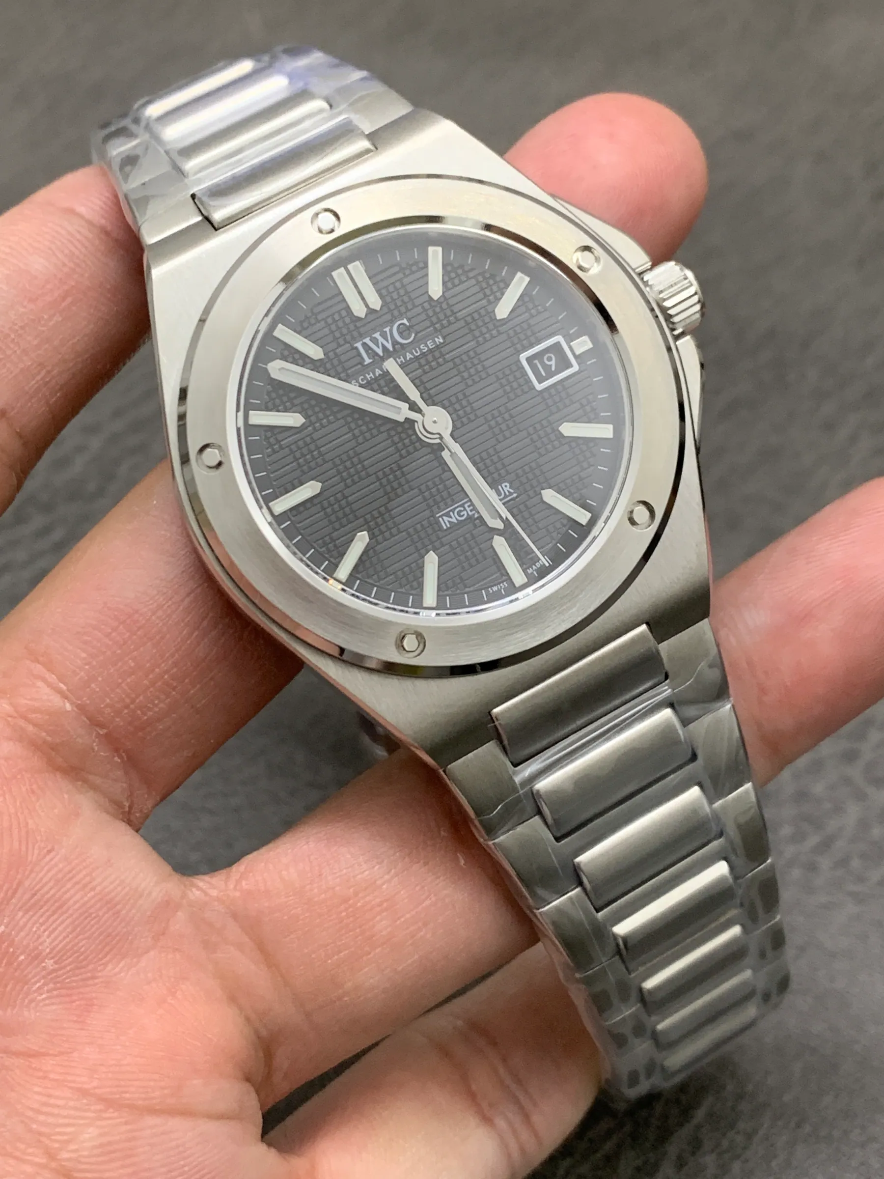 V7 | IWC Ingenieur 自动机械表｜40mm｜IW328901｜2892 / SW300 机芯