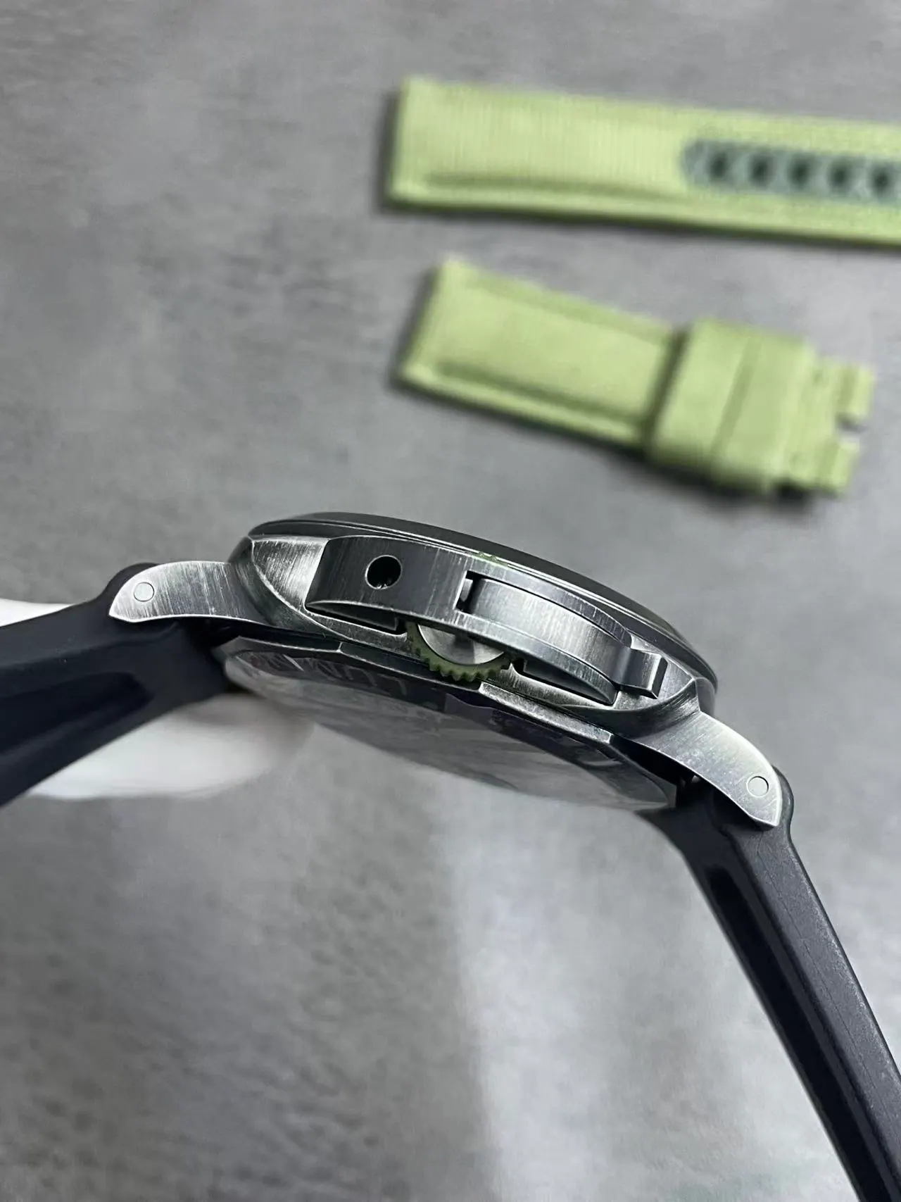 VS l P9010 l 44mm l 沛纳海 Pam1412