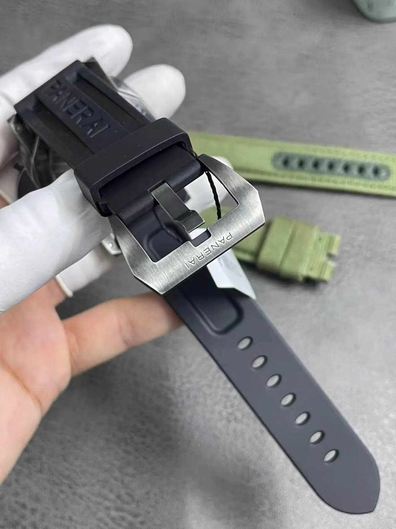 VS l P9010 l 44mm l 沛纳海 Pam1412