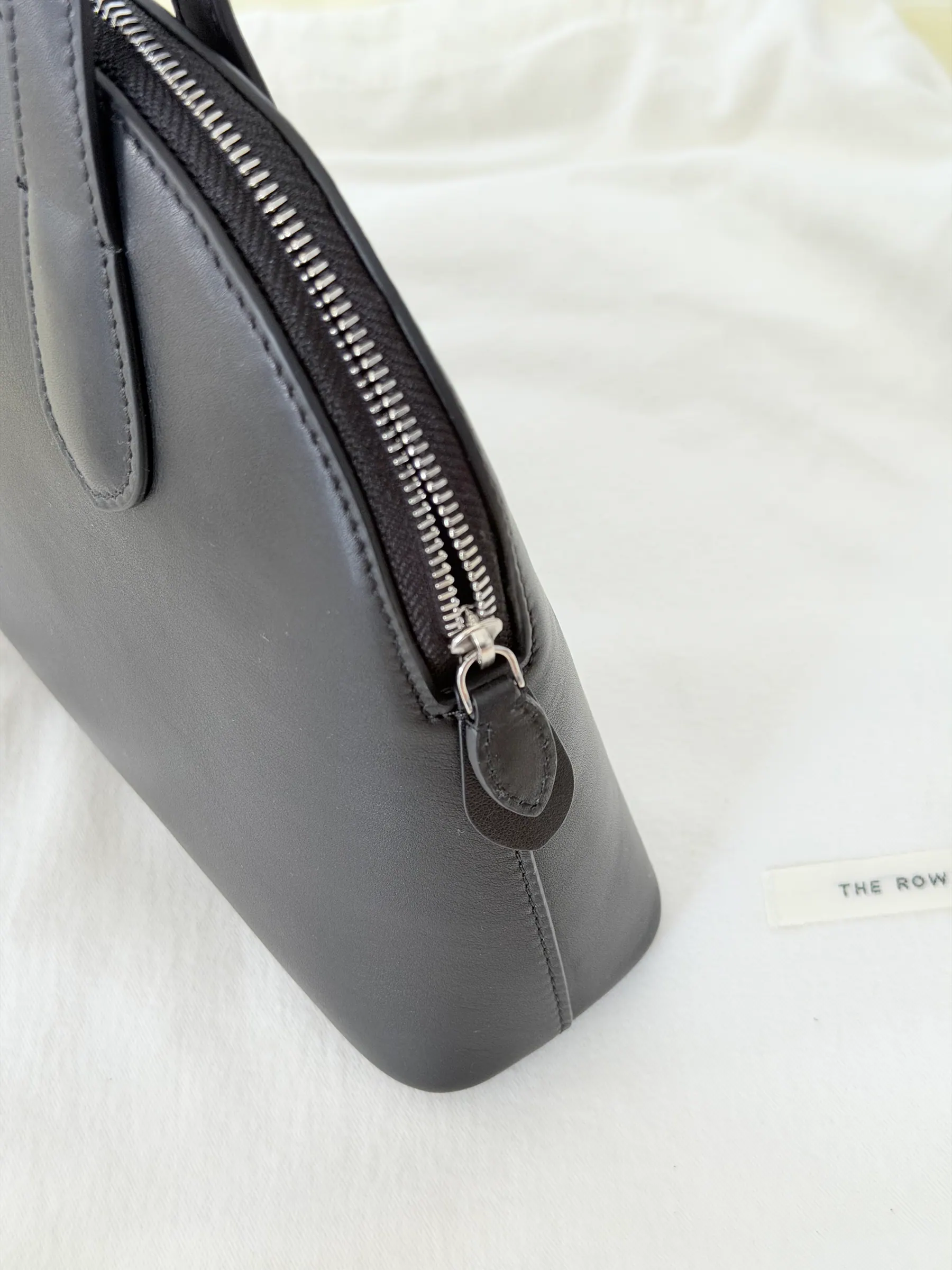 The Row Lngrid 手提包 27×6×30cm