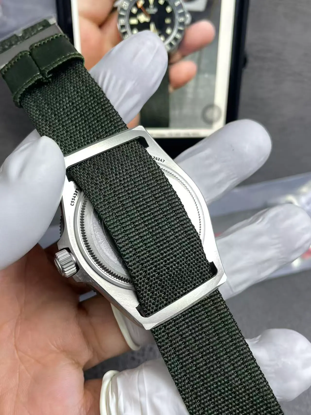 M+ l 3186机芯 l 42mm l TUDOR Pelagos FXD GMT 钛金属表壳