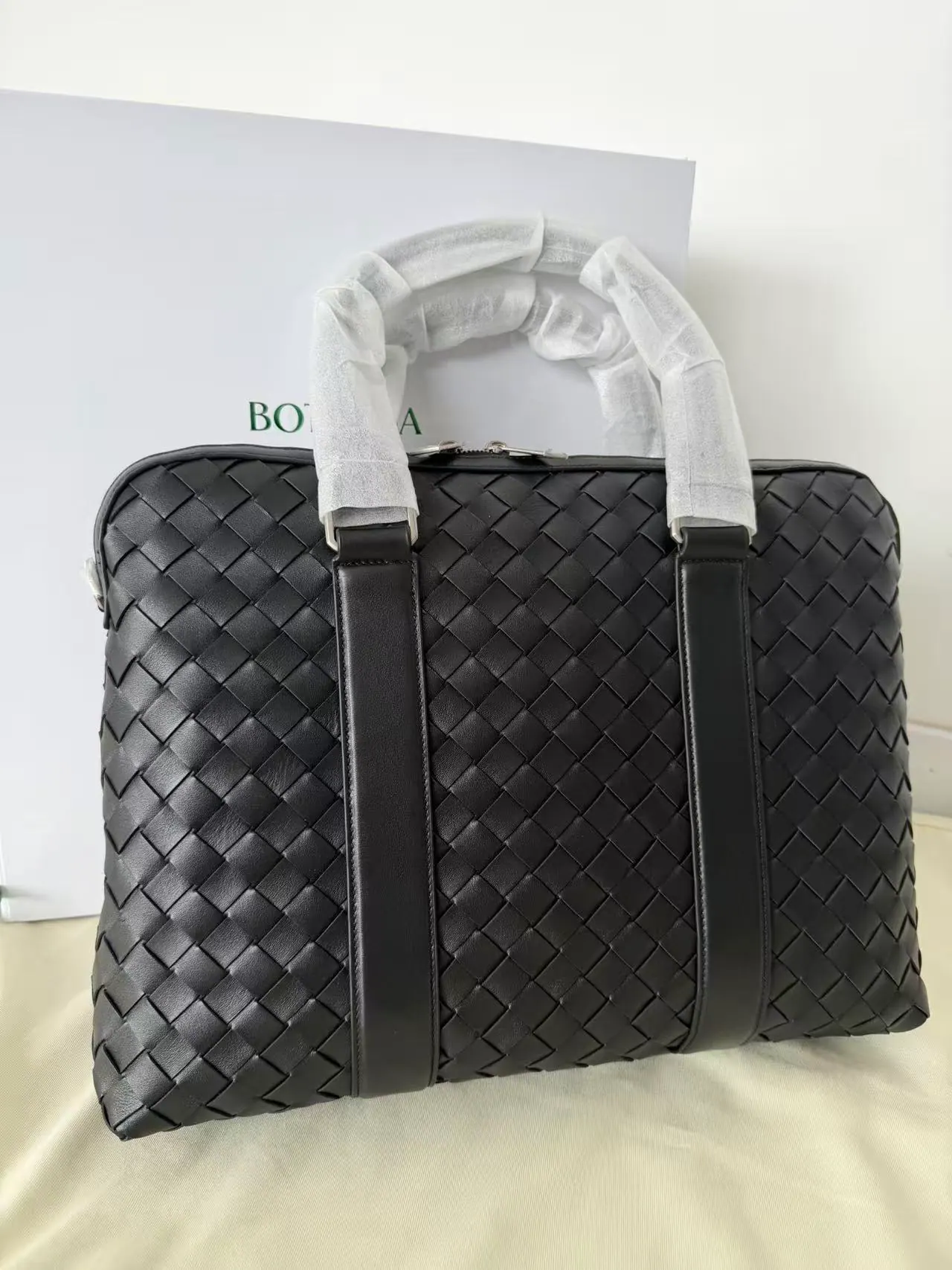 葆蝶家 经典编织皮革公文包 690702 39*30.5*11