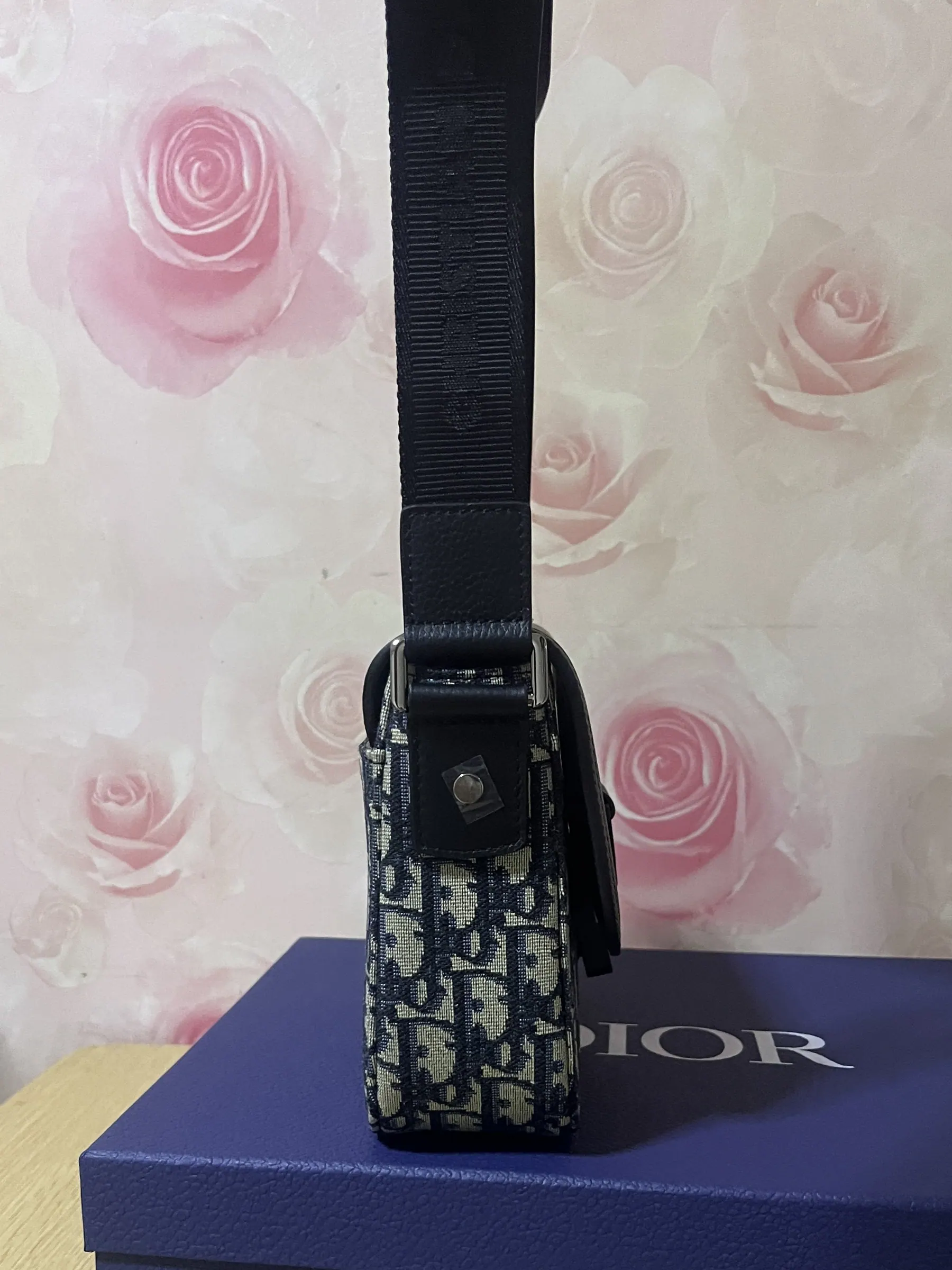 M9 Dior 小号 Saddle 翻盖邮差包 1ADPO049YKS 23 x 17.5 x 6cm
