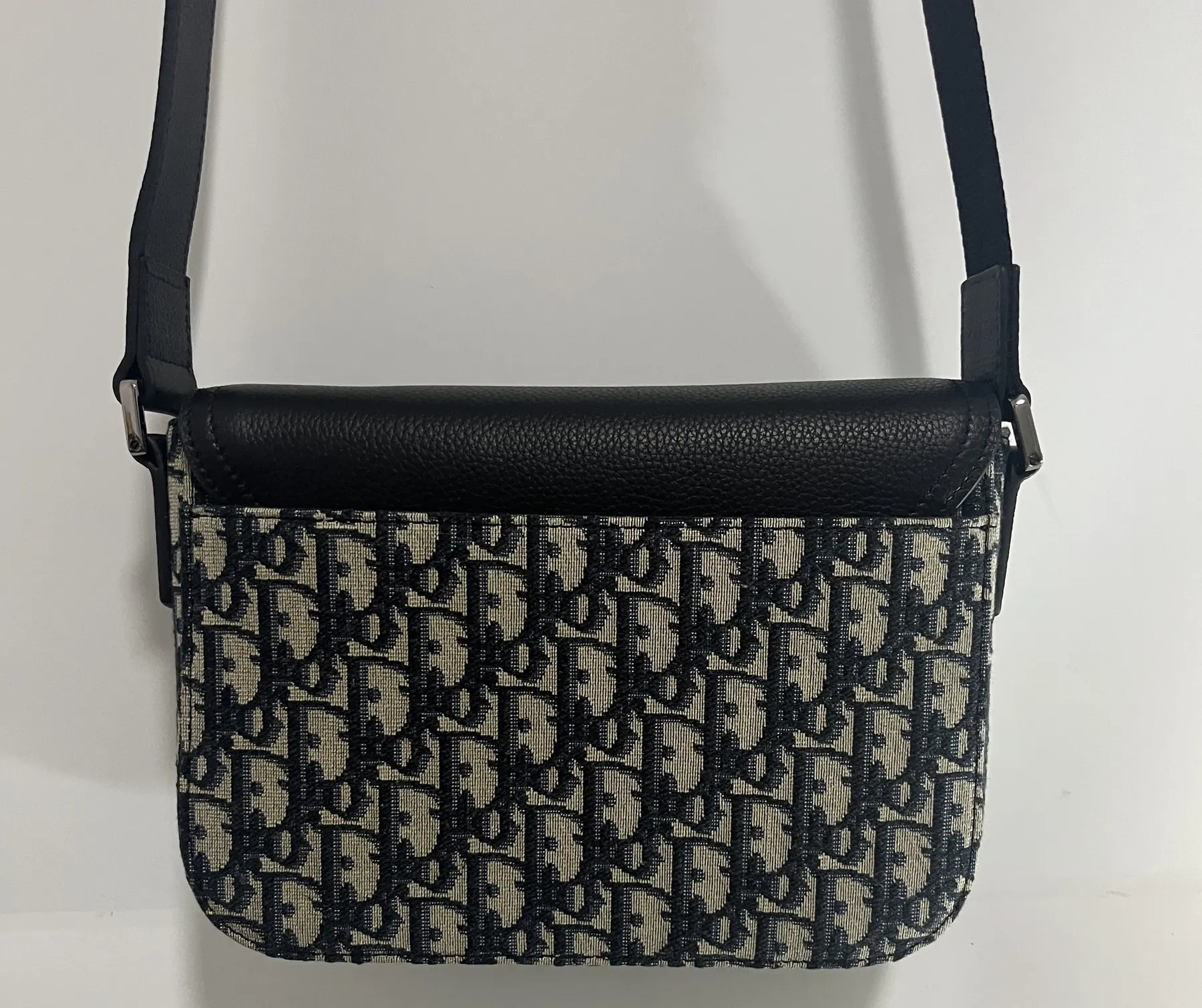M9 Dior 小号 Saddle 翻盖邮差包 1ADPO049YKS 23 x 17.5 x 6cm