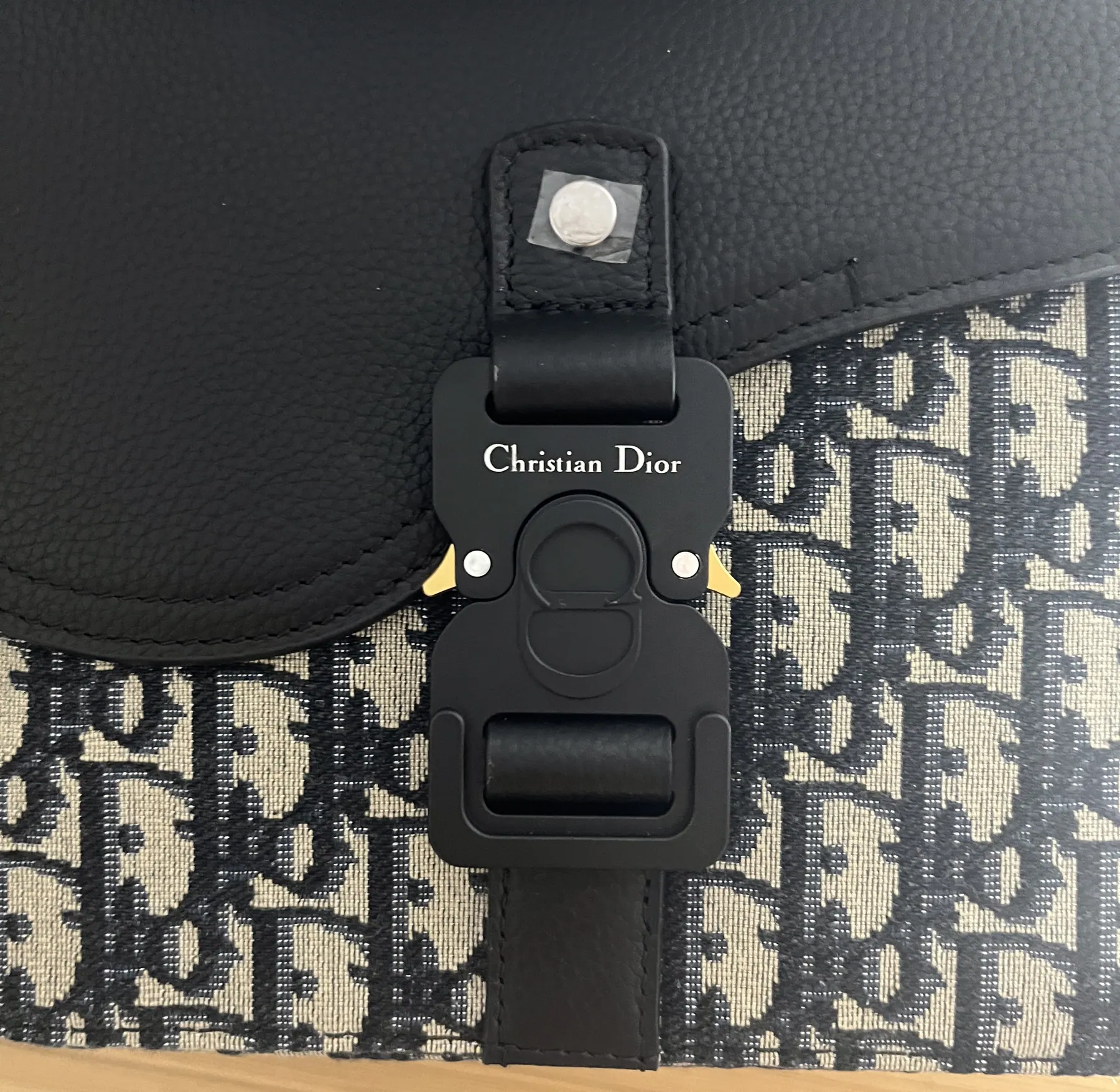 M9 Dior 小号 Saddle 翻盖邮差包 1ADPO049YKS 23 x 17.5 x 6cm