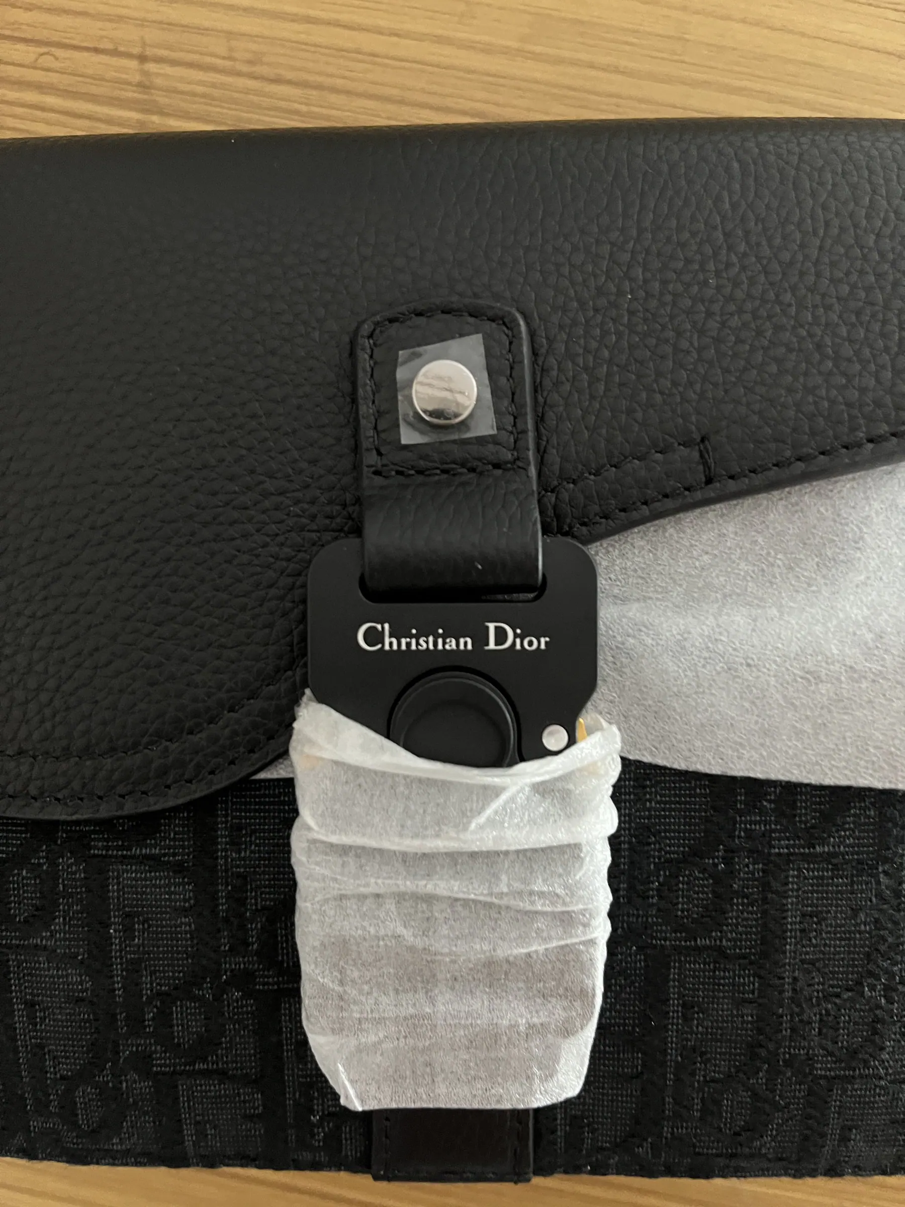 M9 Dior 小号 Saddle 翻盖邮差包 1ADPO049YKS 23 x 17.5 x 6cm