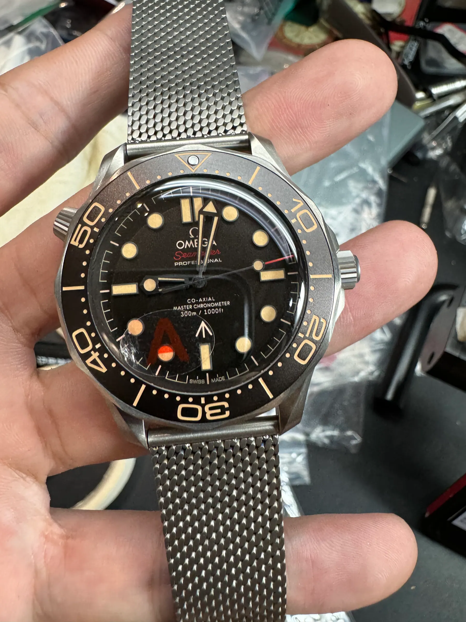 VS | 8806机芯｜42mm l 欧米茄海马潜水300M 210.30.42.20.06.002 钛金属表链