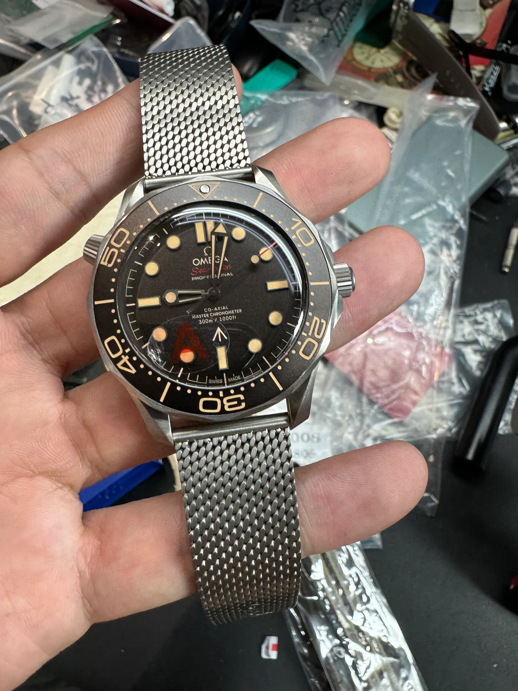 VS | 8806机芯｜42mm l 欧米茄海马潜水300M 210.30.42.20.06.002 钛金属表链