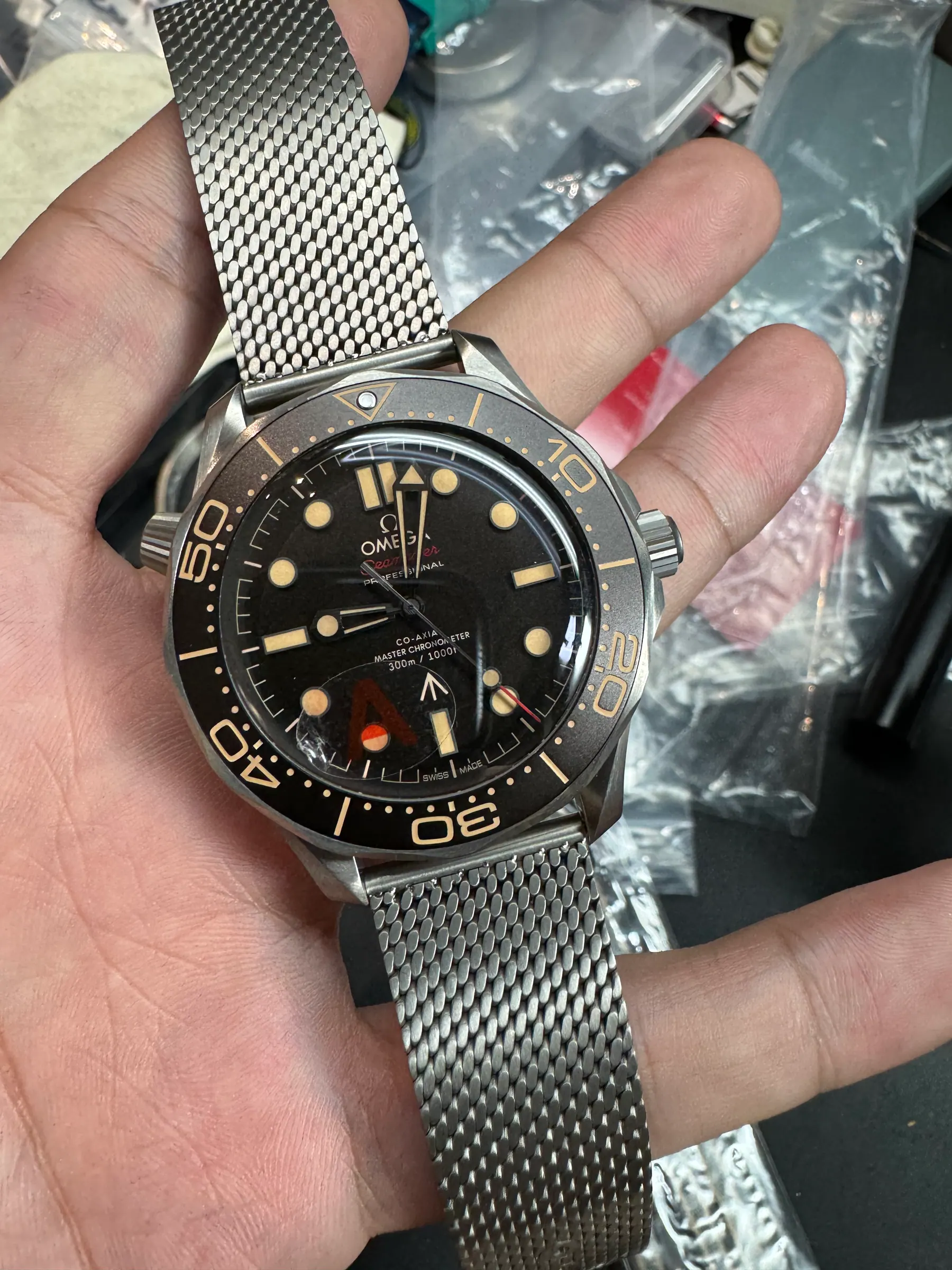 VS | 8806机芯｜42mm l 欧米茄海马潜水300M 210.30.42.20.06.002 钛金属表链