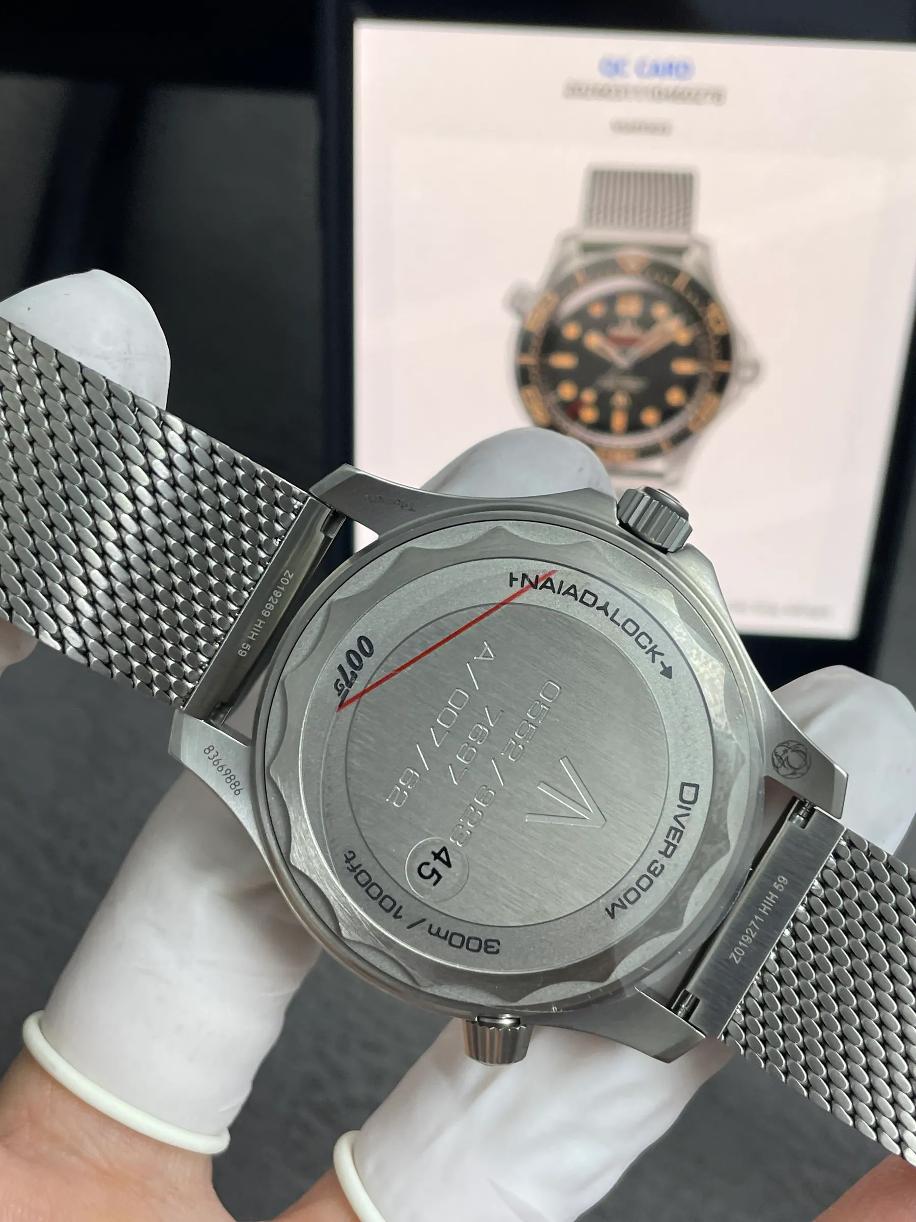 VS | 8806机芯｜42mm l 欧米茄海马潜水300M 210.30.42.20.06.002 钛金属表链